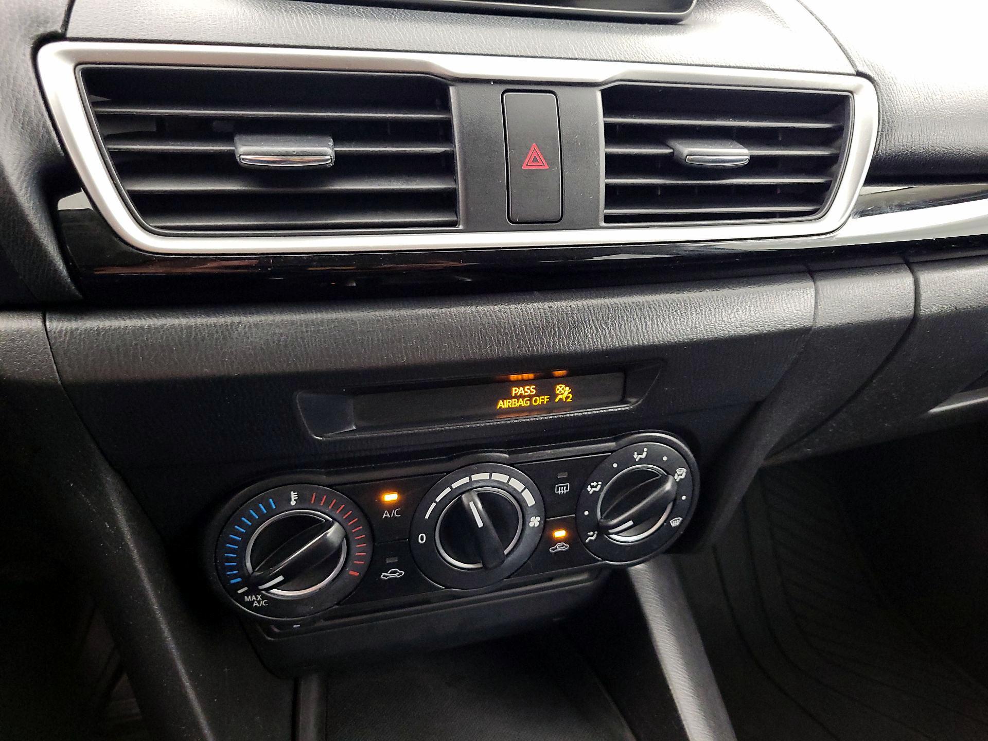 Thumbnail: 2014 Mazda Mazda3 - 15