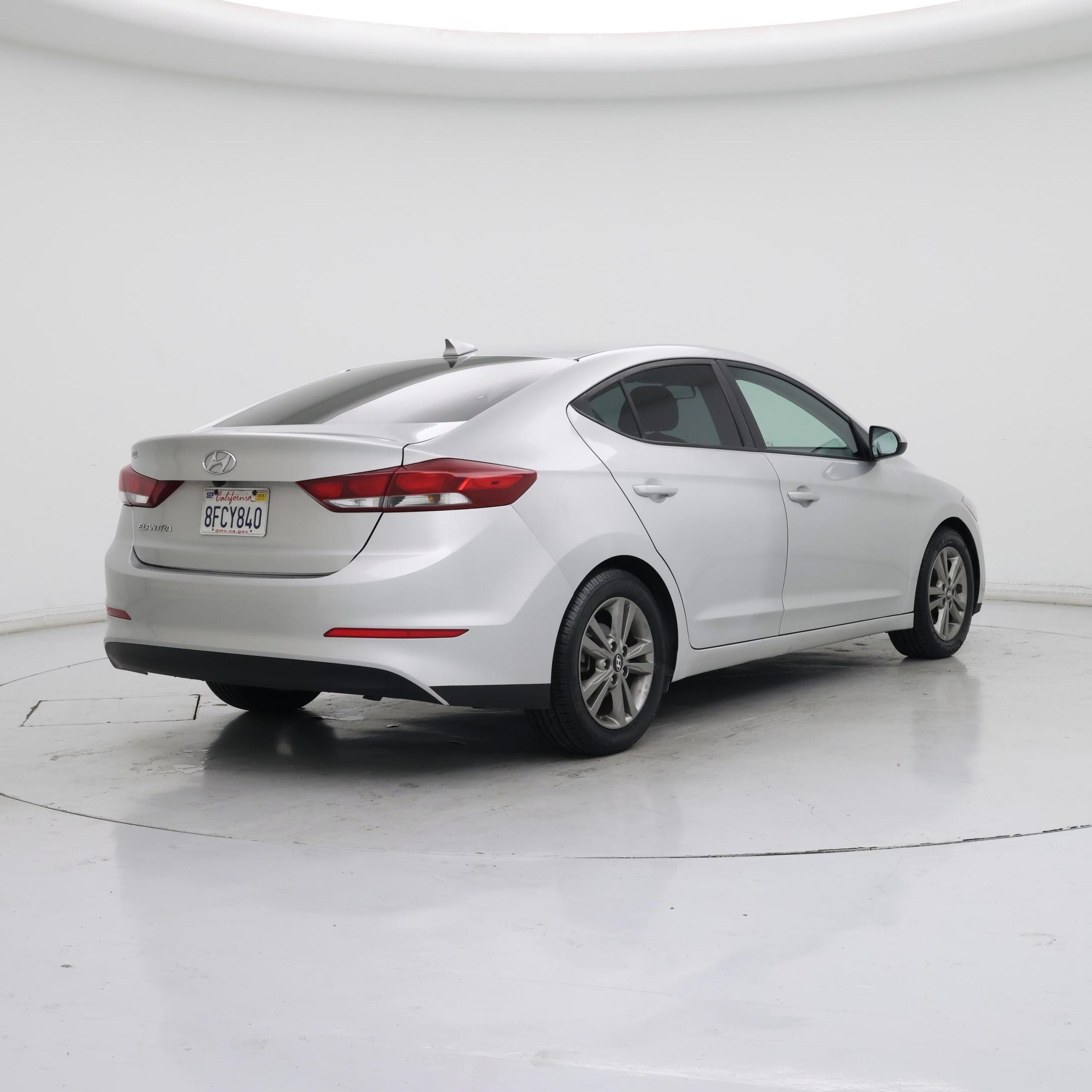 Thumbnail: 2018 Hyundai Elantra - 8