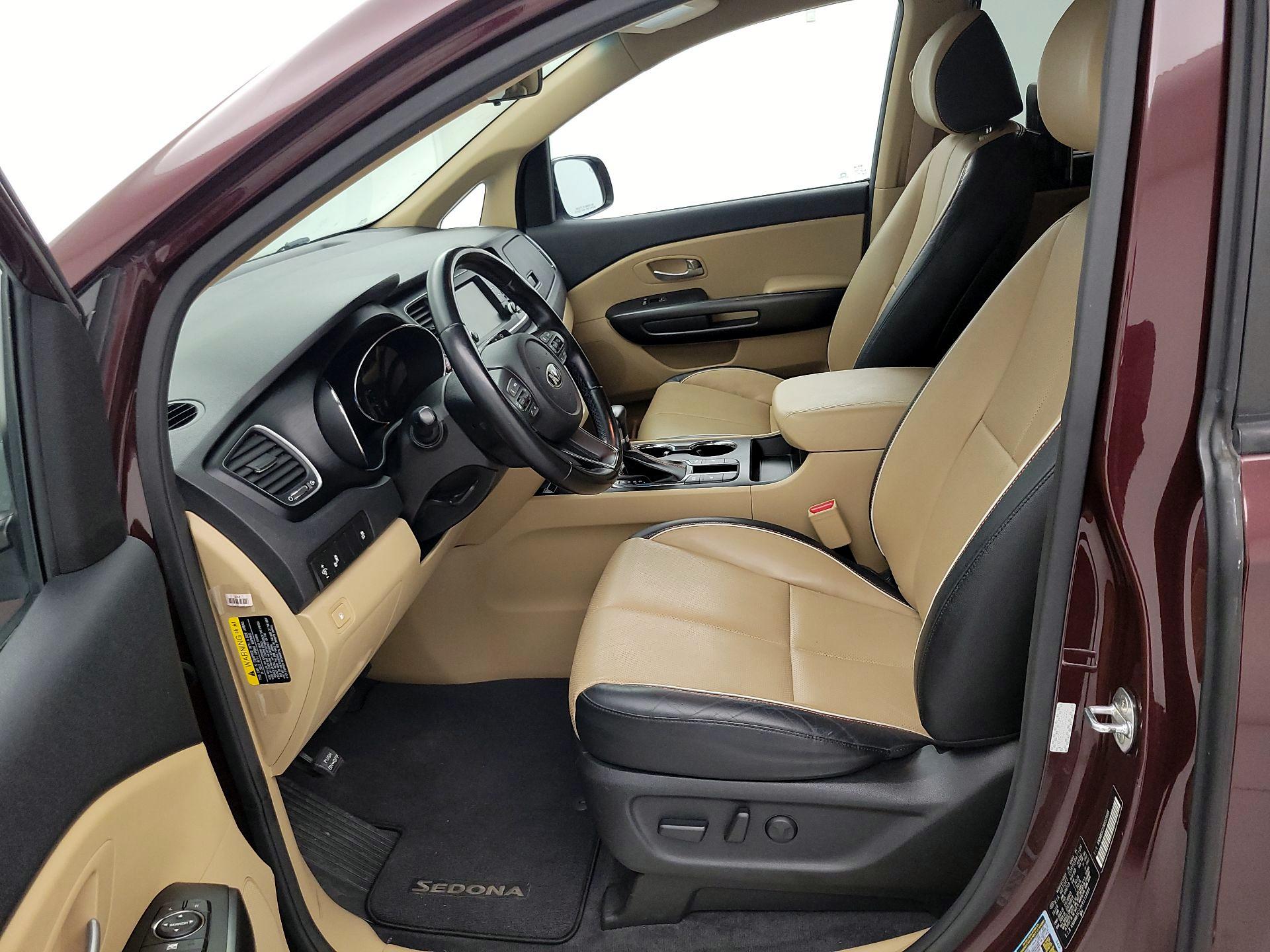 Thumbnail: 2019 Kia Sedona - 11