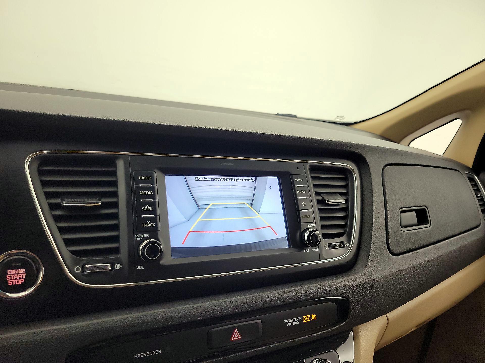 Thumbnail: 2019 Kia Sedona - 14