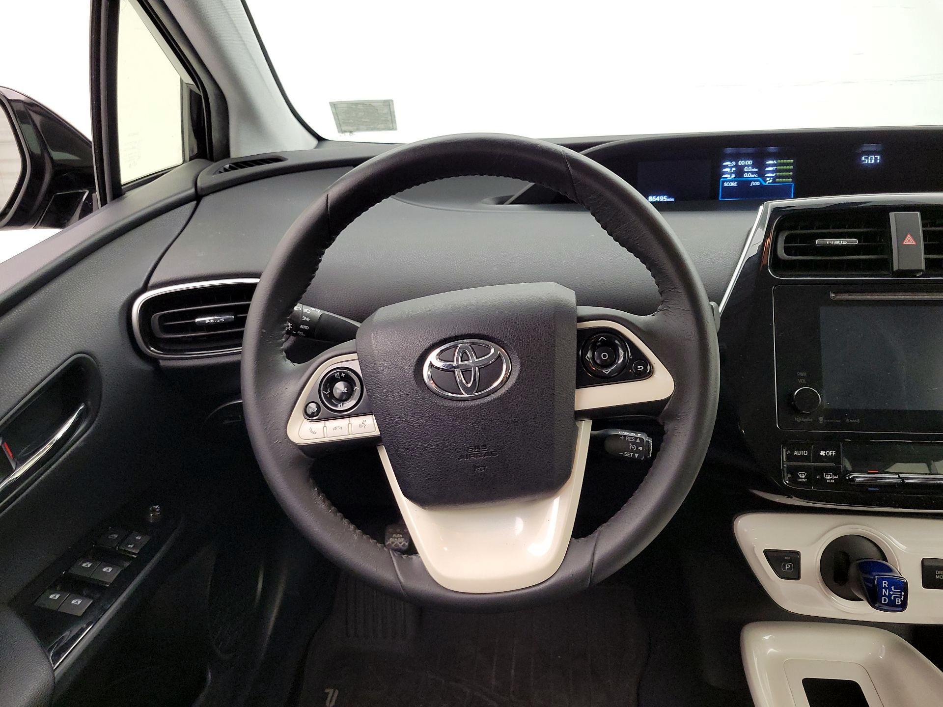 Thumbnail: 2016 Toyota Prius - 10