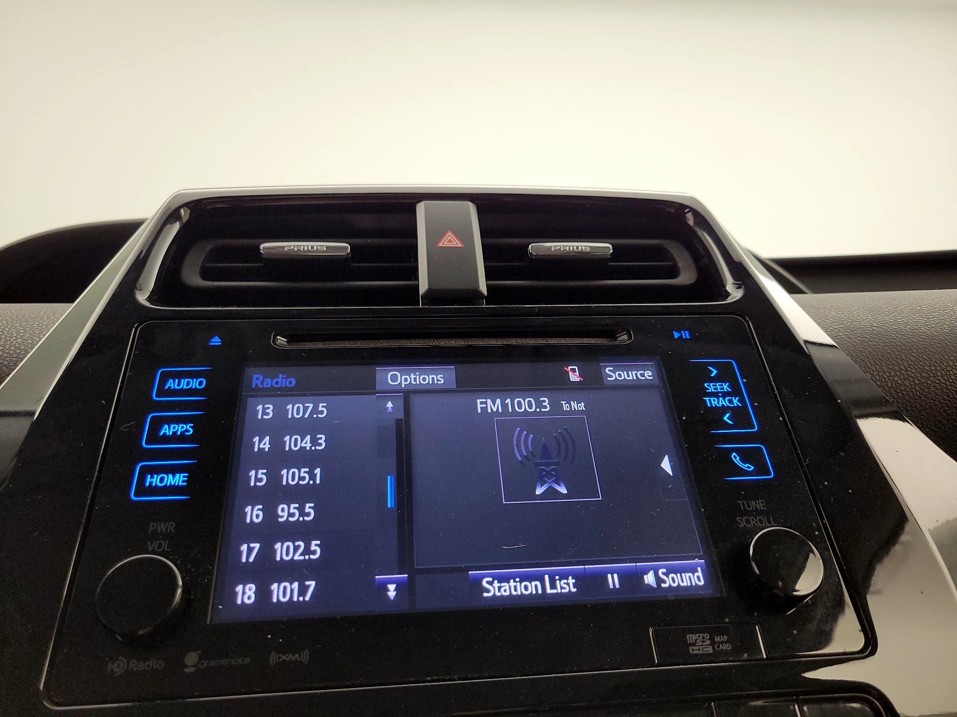 Thumbnail: 2016 Toyota Prius - 16