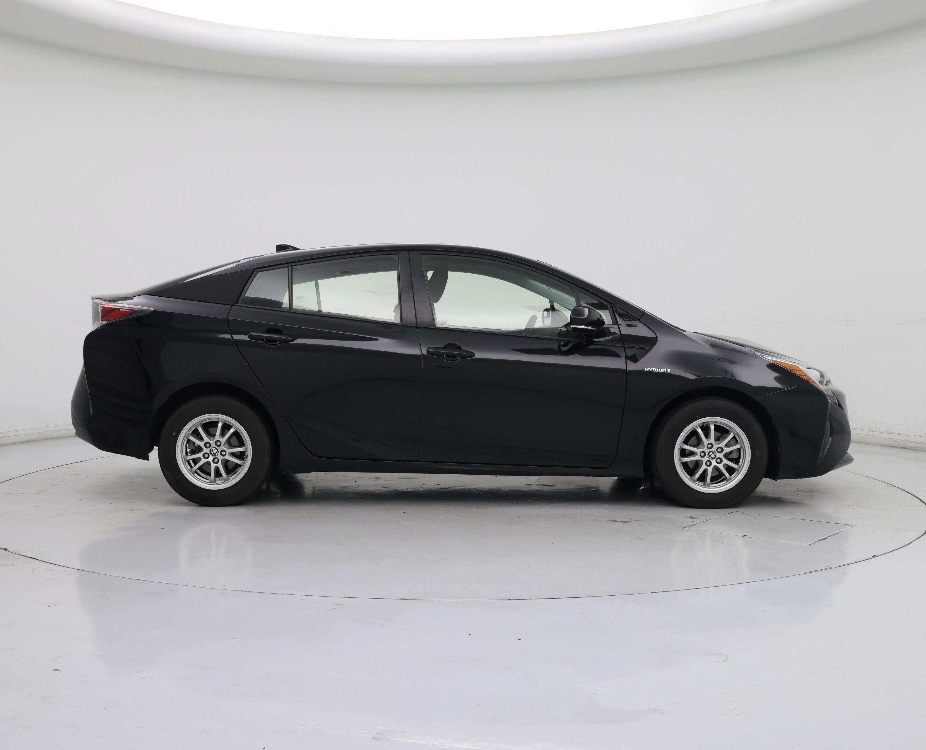 Thumbnail: 2016 Toyota Prius - 7
