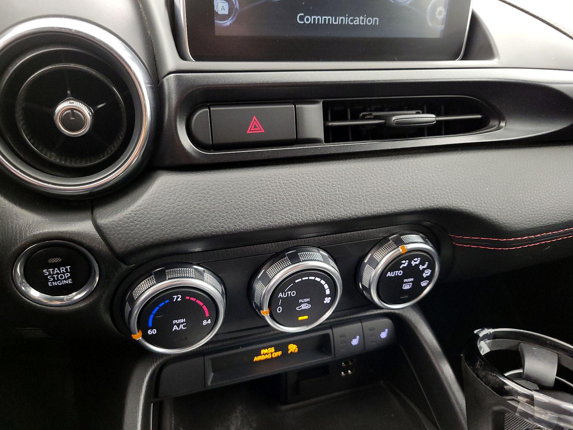 Thumbnail: 2017 Fiat 124 Spider - 17