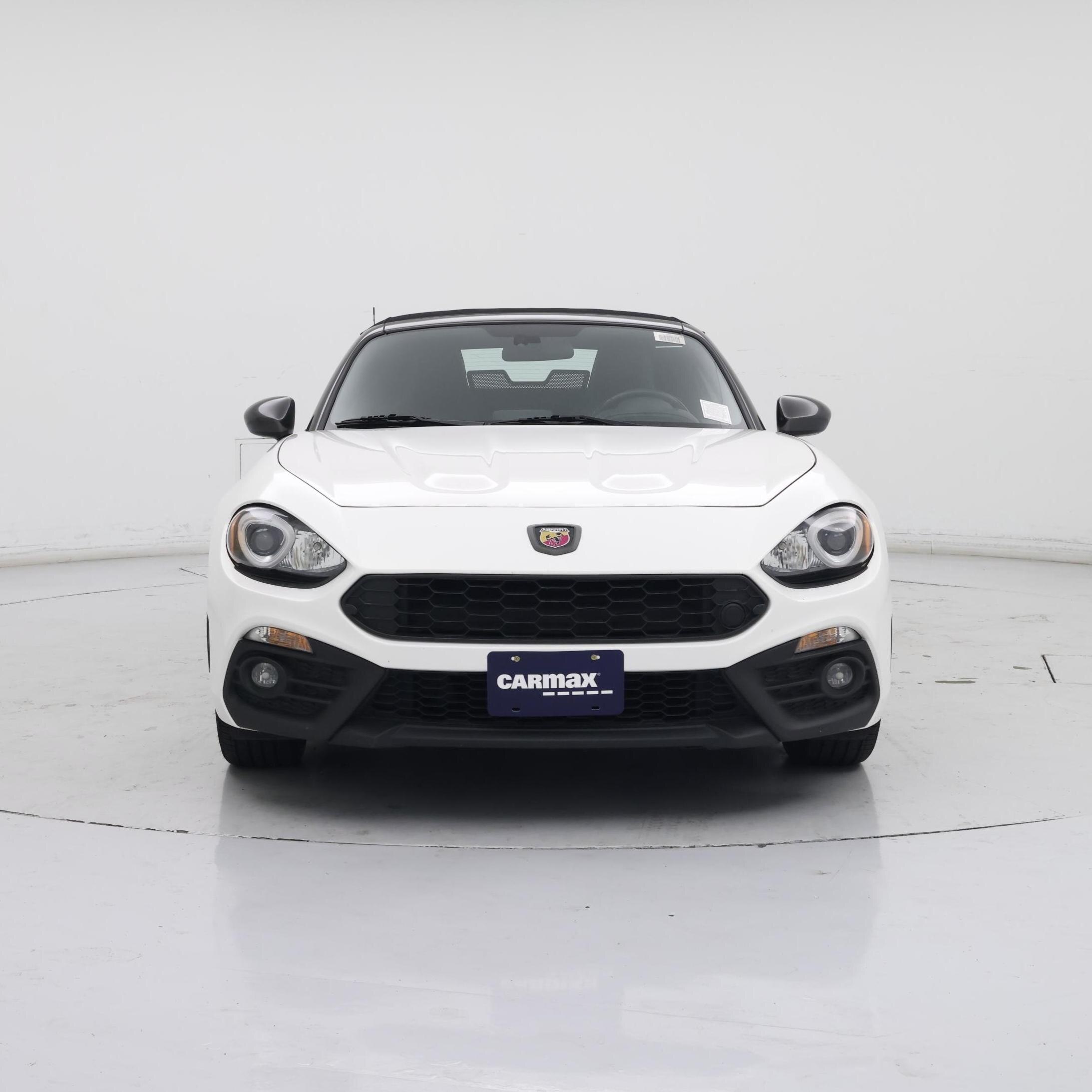 Thumbnail: 2017 Fiat 124 Spider - 5