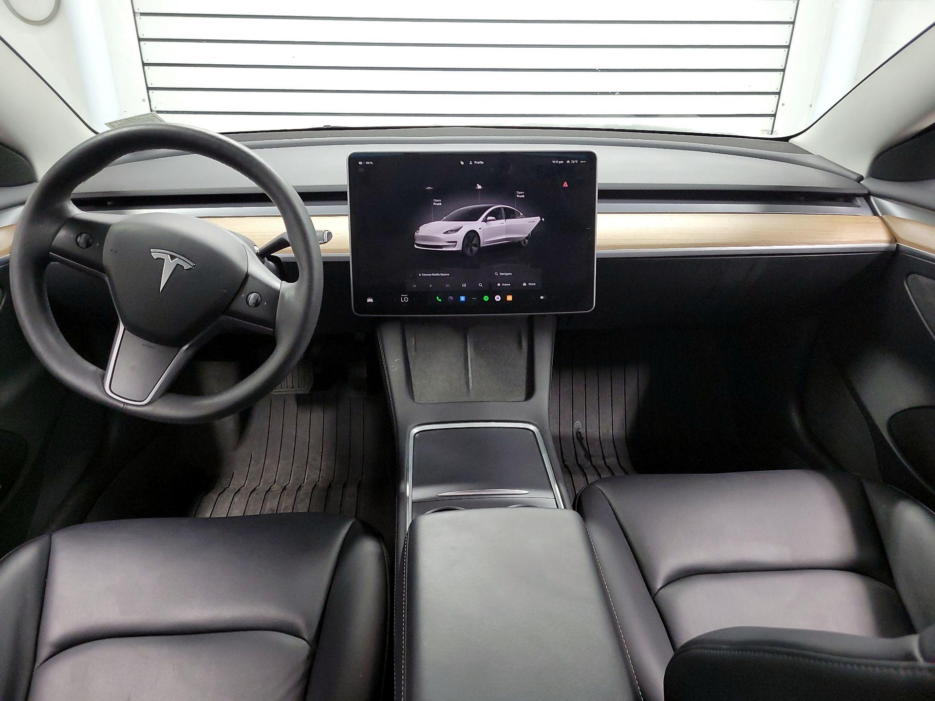 Thumbnail: 2023 Tesla Model 3 - 9