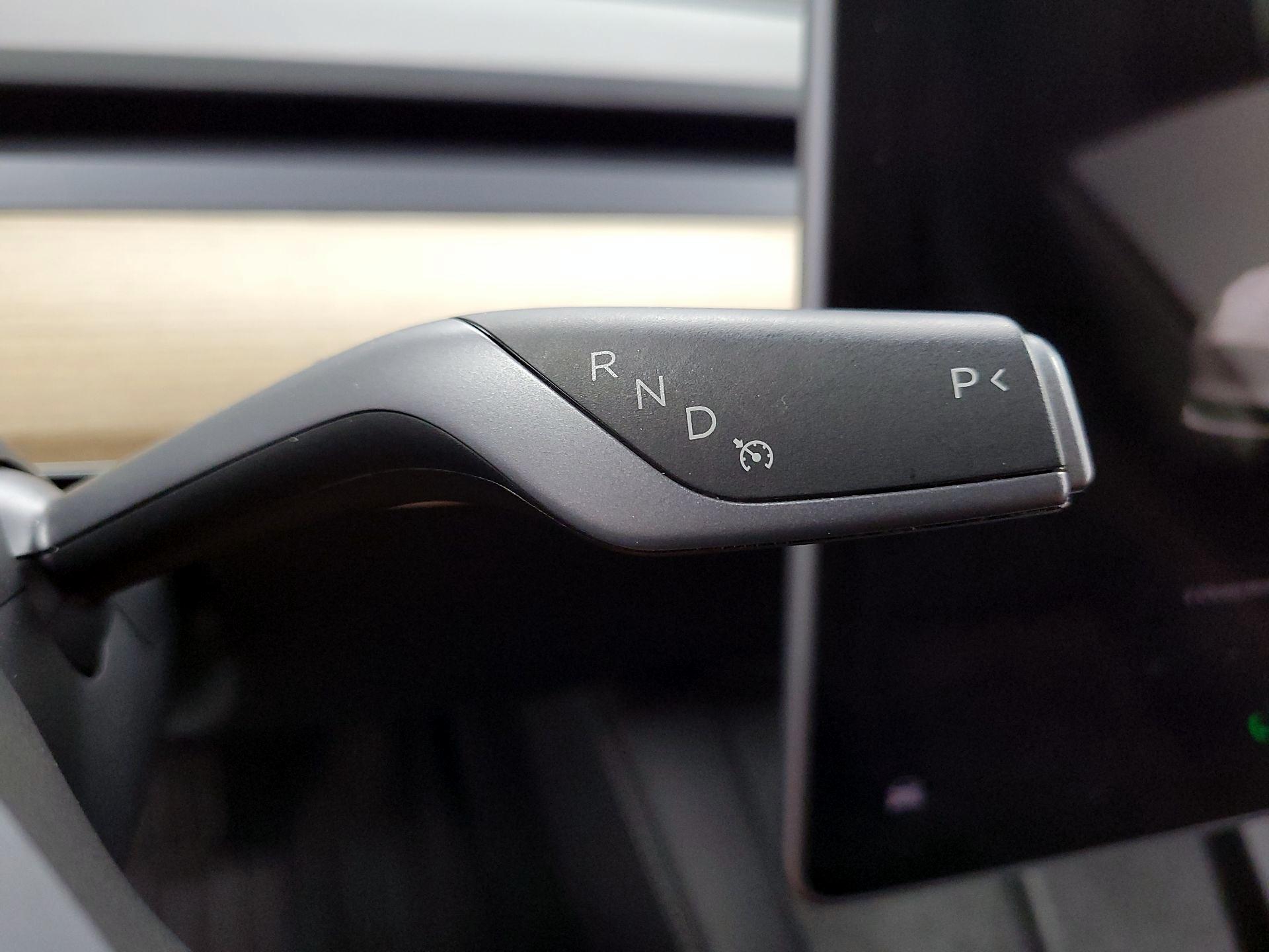 Thumbnail: 2023 Tesla Model 3 - 15