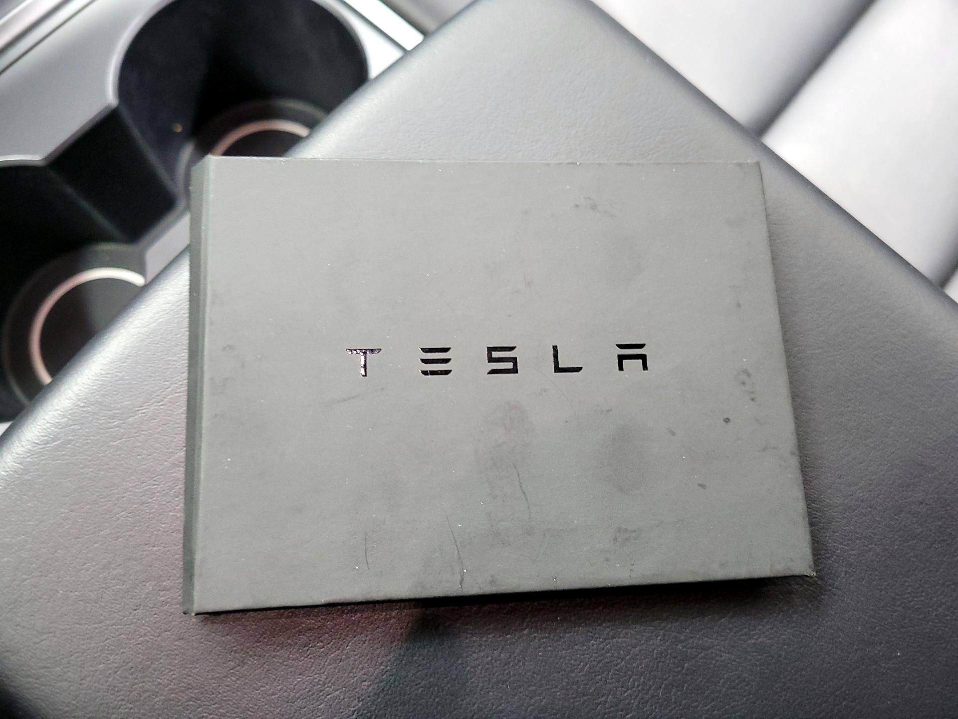 Thumbnail: 2023 Tesla Model 3 - 19