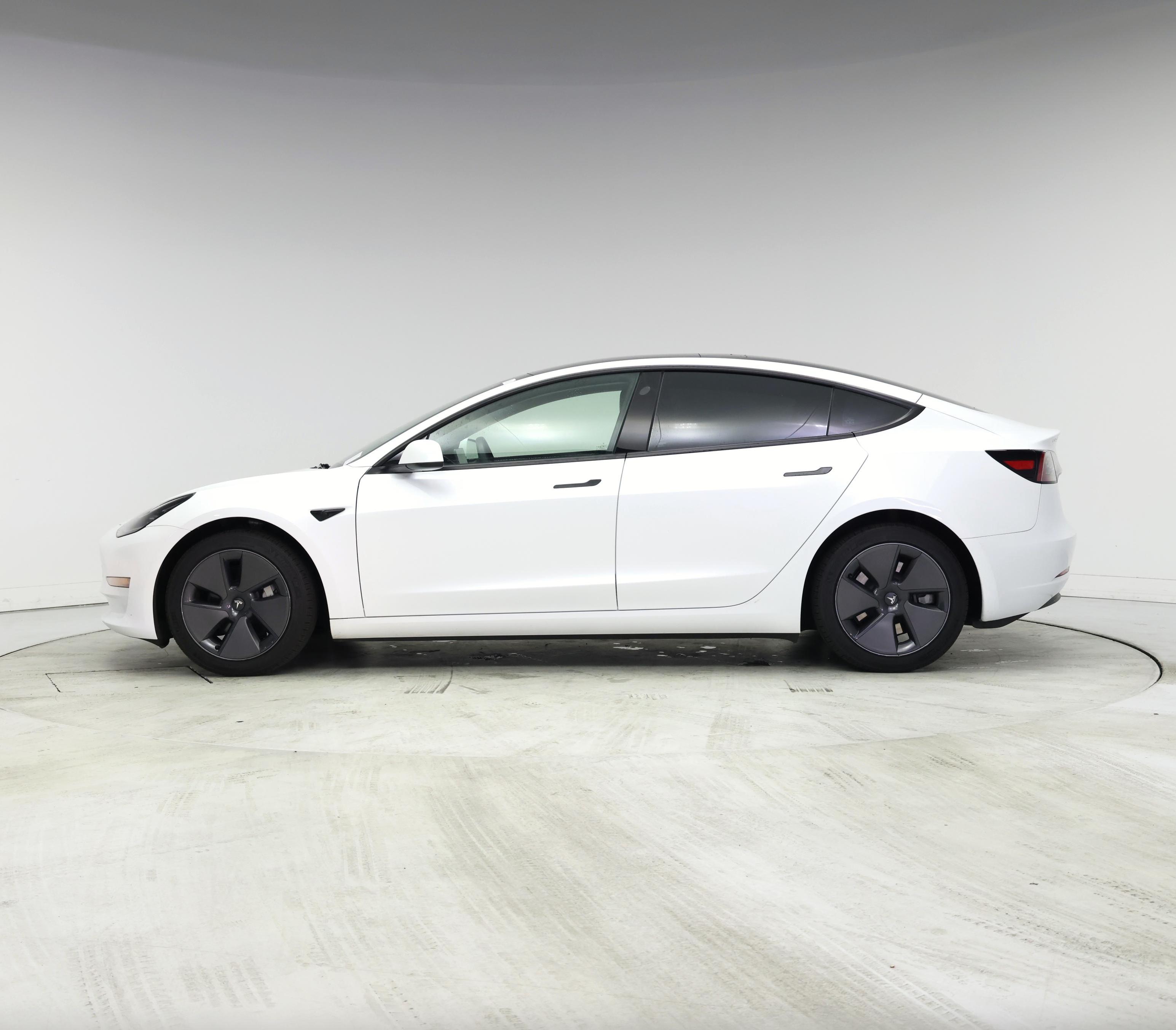 Thumbnail: 2023 Tesla Model 3 - 3