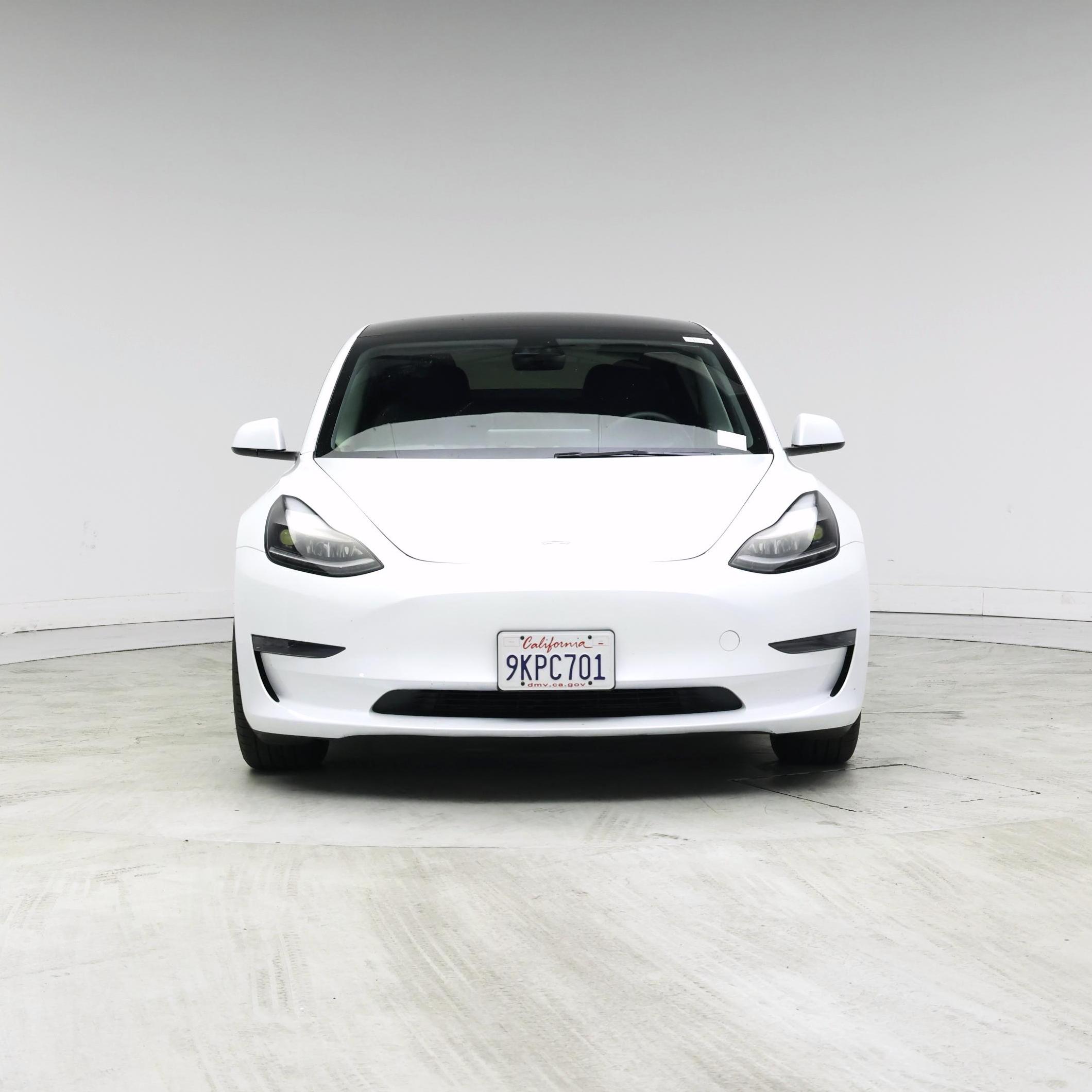Thumbnail: 2023 Tesla Model 3 - 5