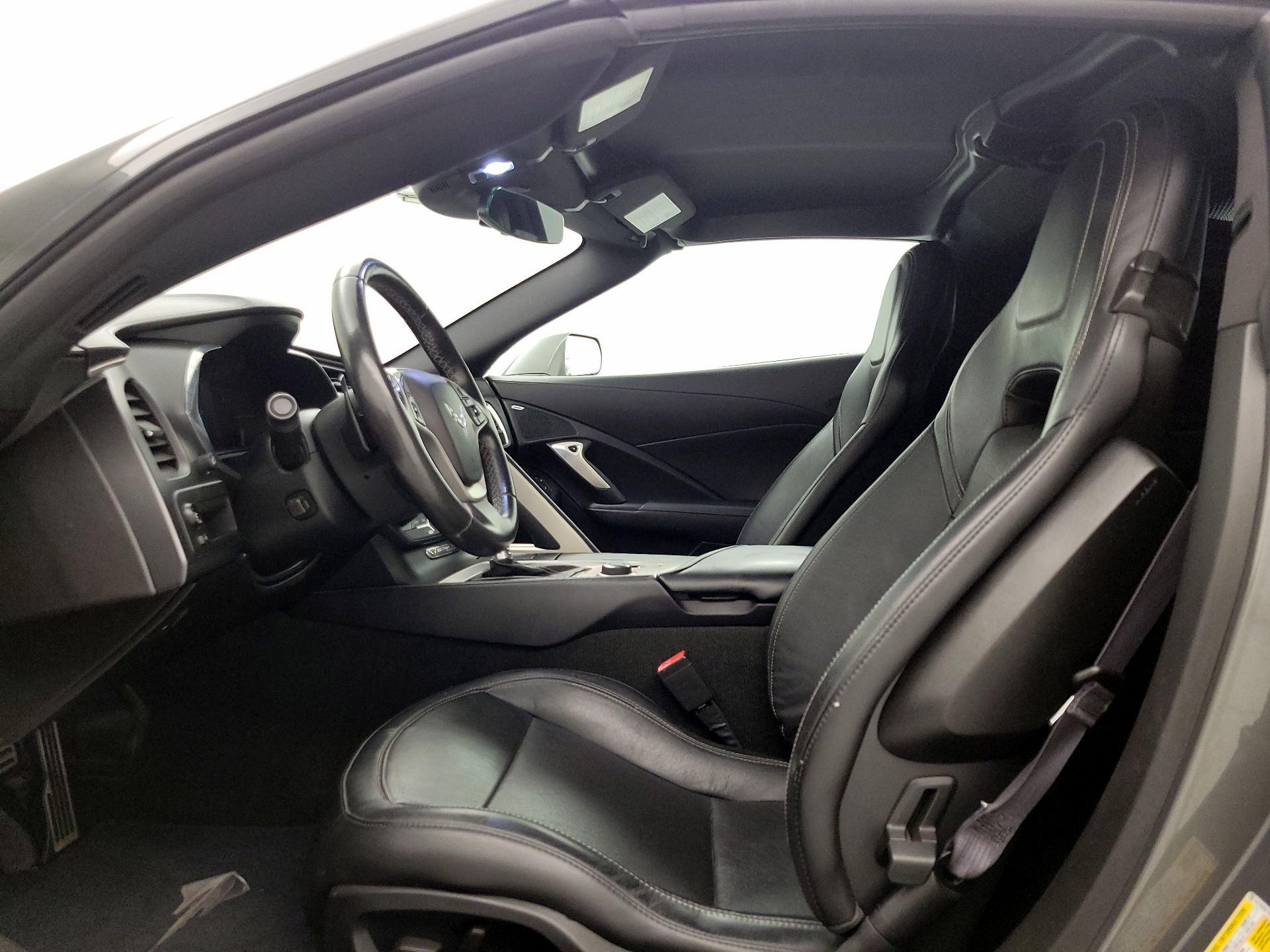 Thumbnail: 2015 Chevrolet Corvette - 11