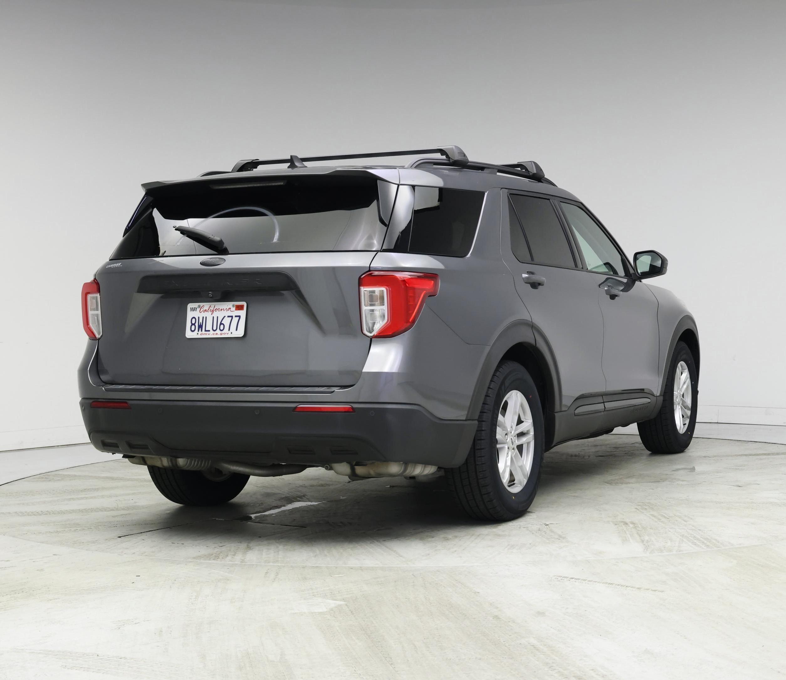 Thumbnail: 2021 Ford Explorer - 8