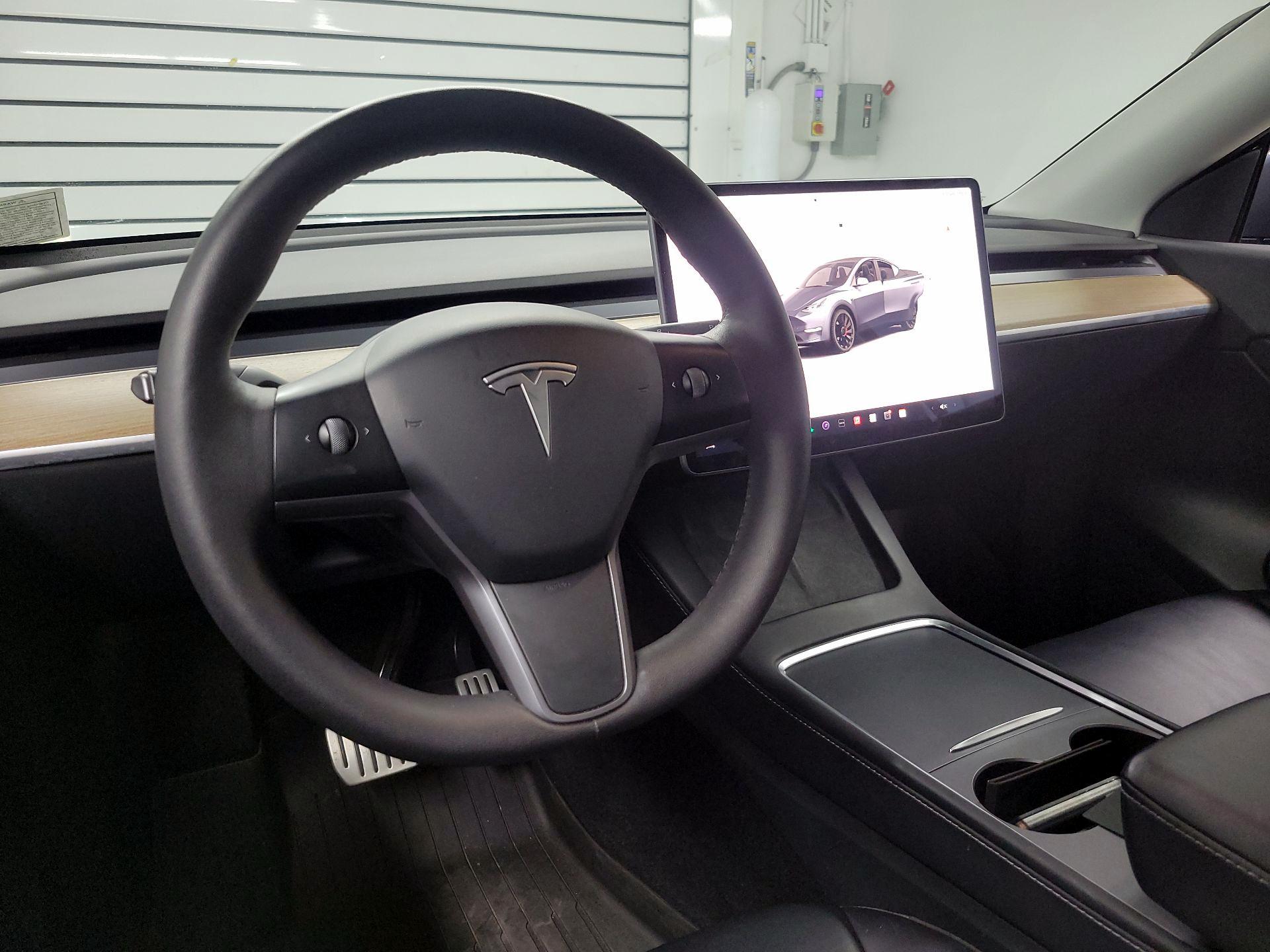 Thumbnail: 2022 Tesla Model Y - 9