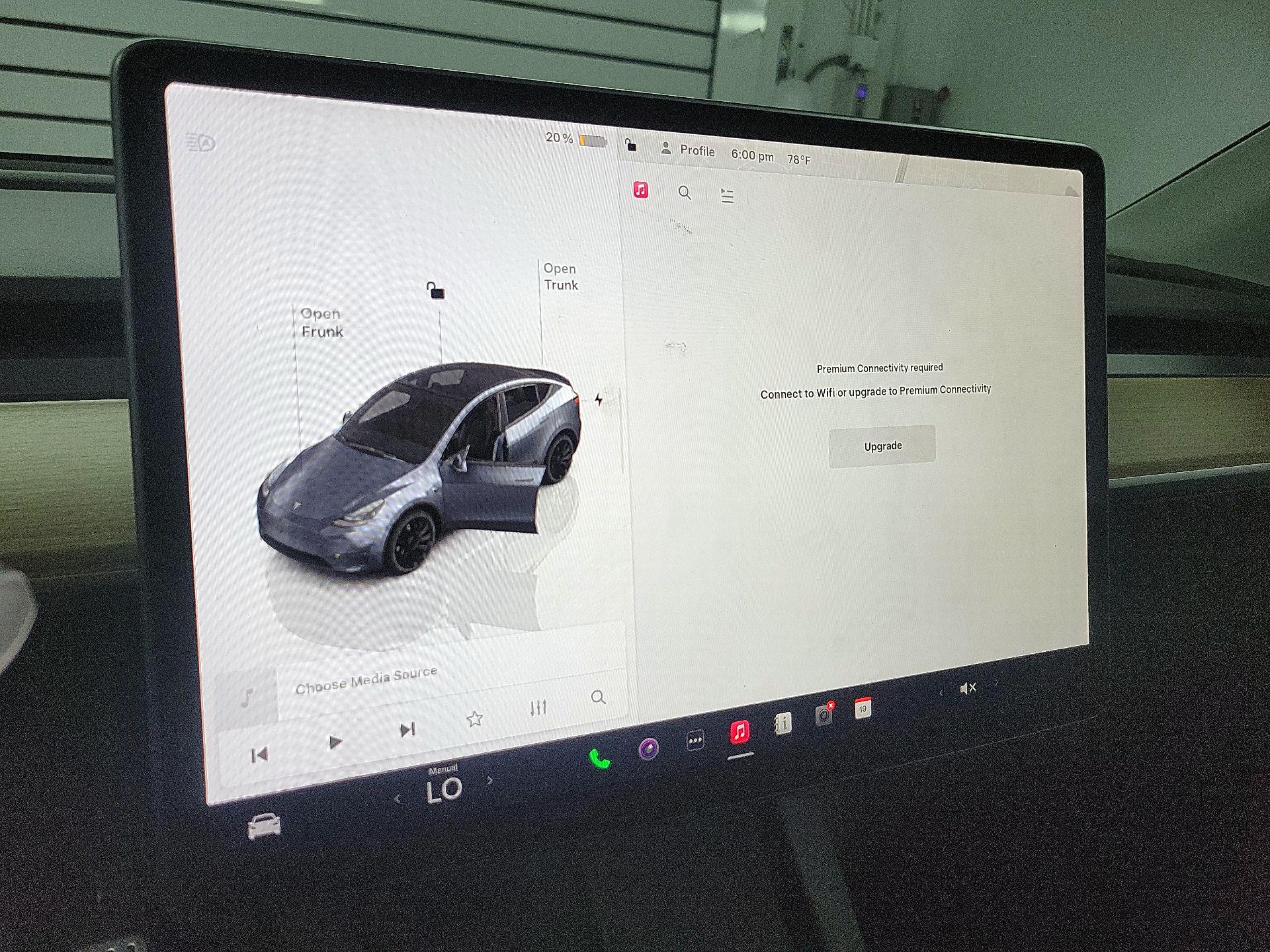 Thumbnail: 2022 Tesla Model Y - 14