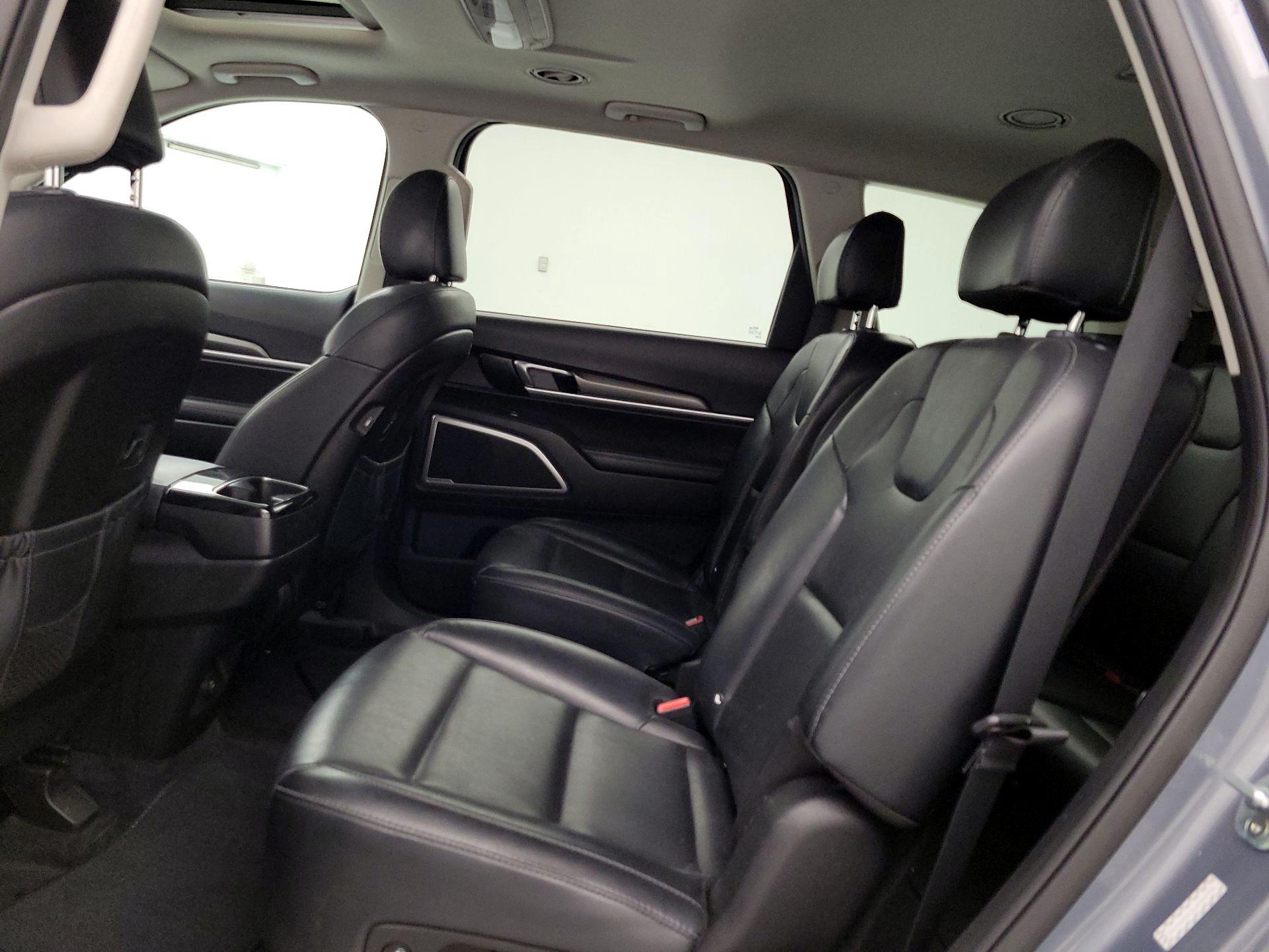 Thumbnail: 2020 Kia Telluride - 20