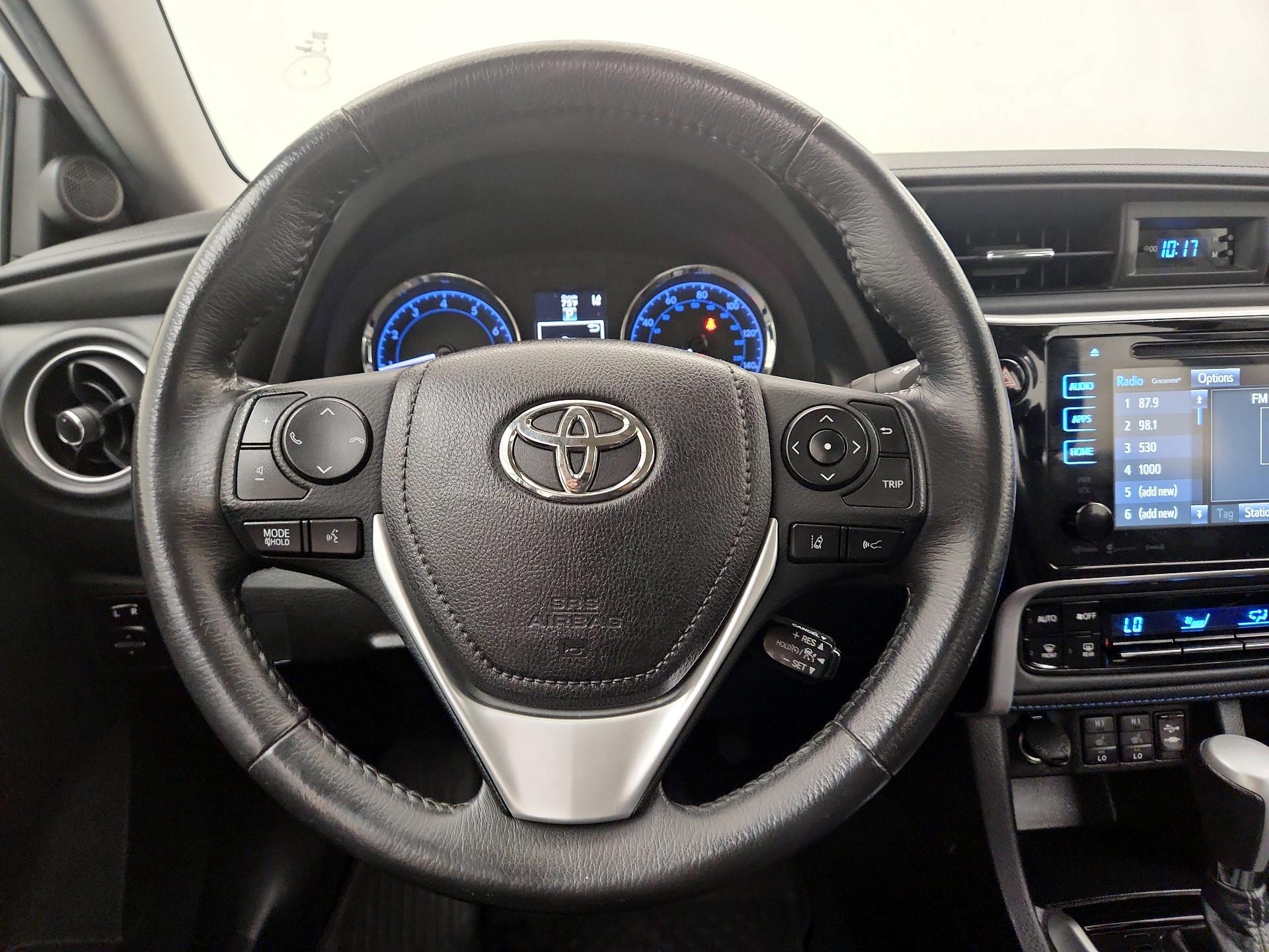 Thumbnail: 2018 Toyota Corolla - 10