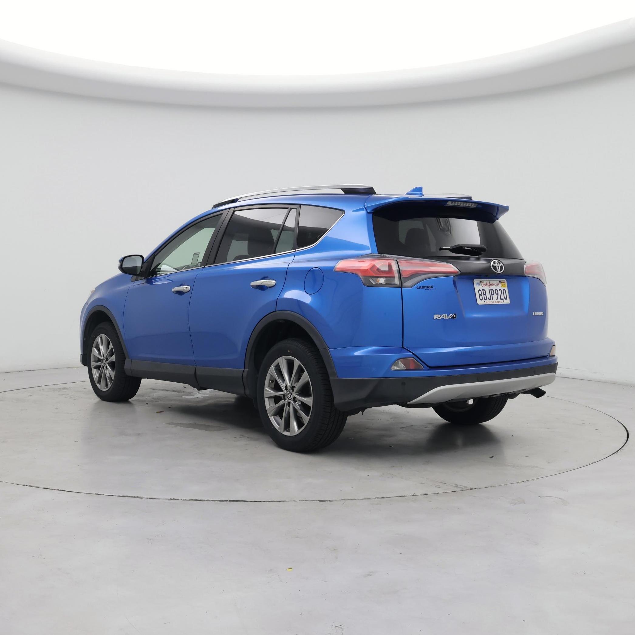 Thumbnail: 2017 Toyota RAV4 - 2