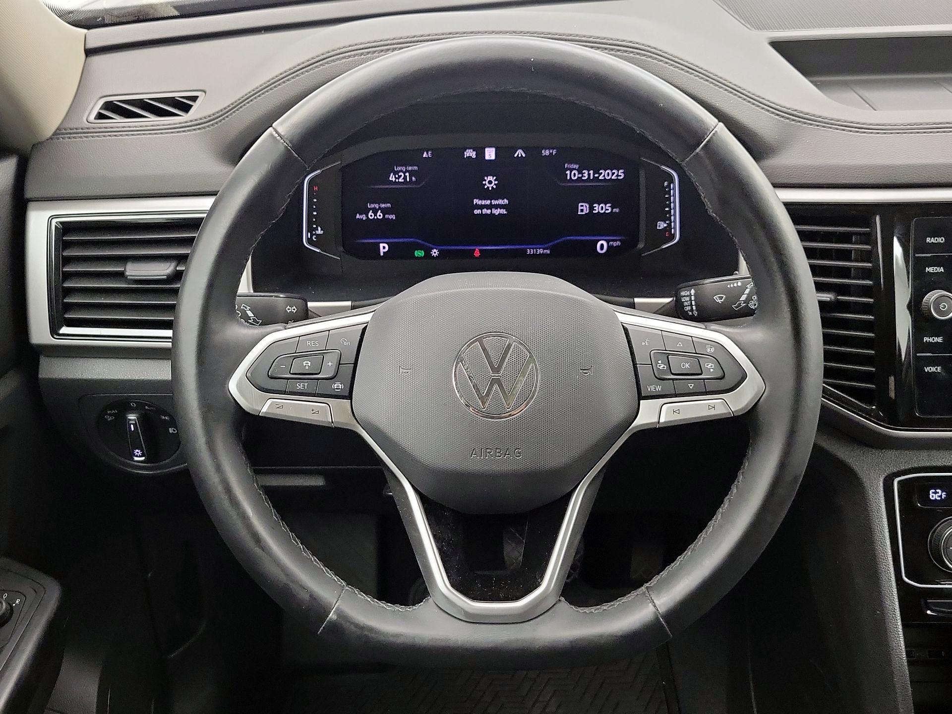 Thumbnail: 2021 Volkswagen Atlas - 10