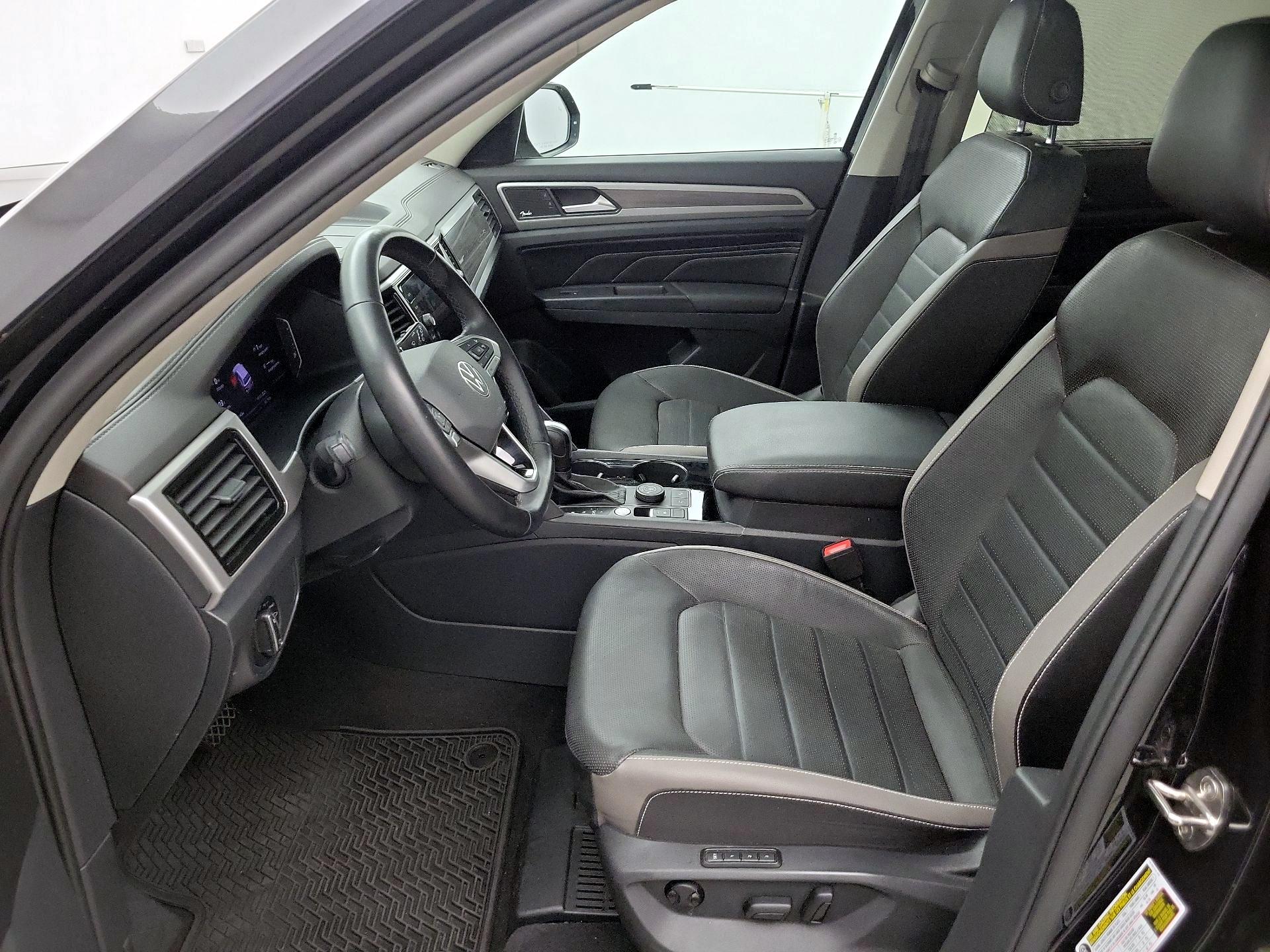 Thumbnail: 2021 Volkswagen Atlas - 11