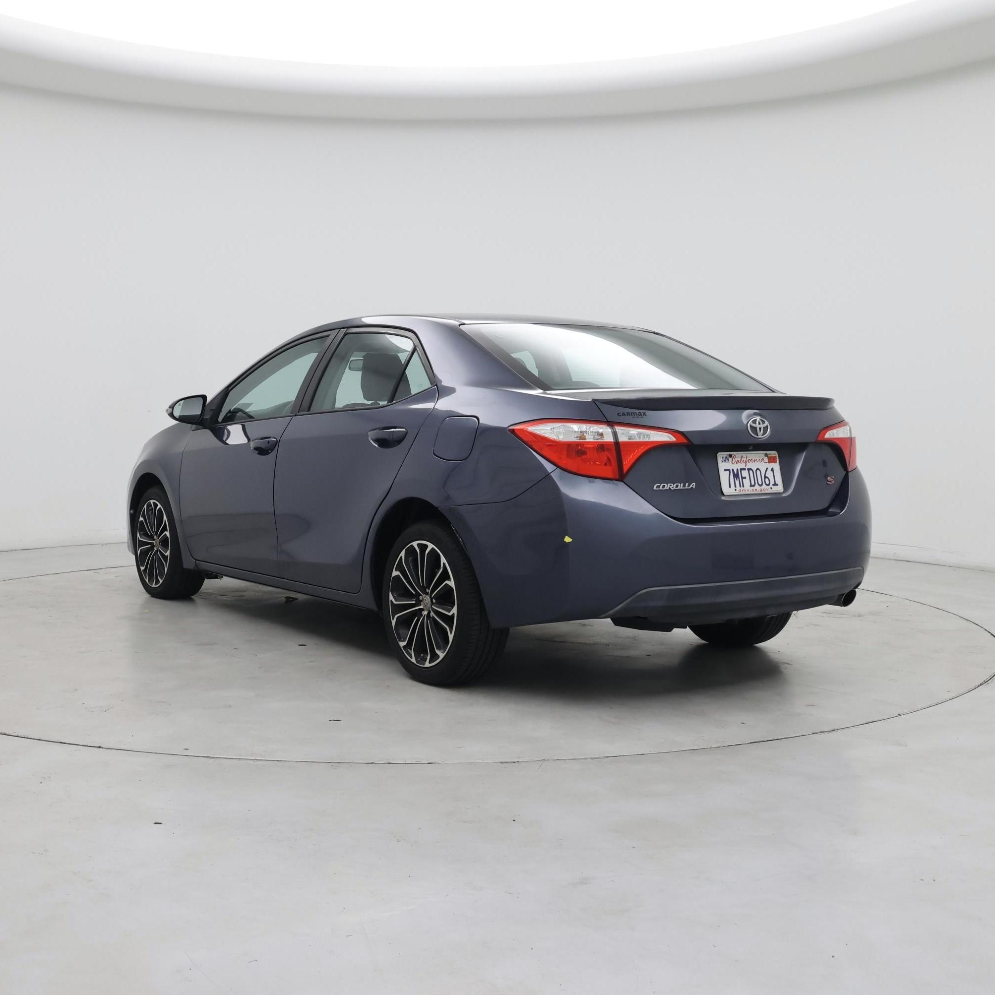 Thumbnail: 2015 Toyota Corolla - 2