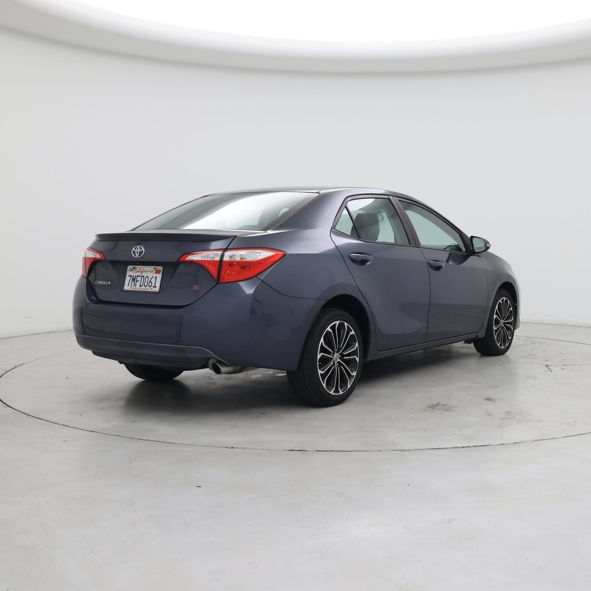 Thumbnail: 2015 Toyota Corolla - 8