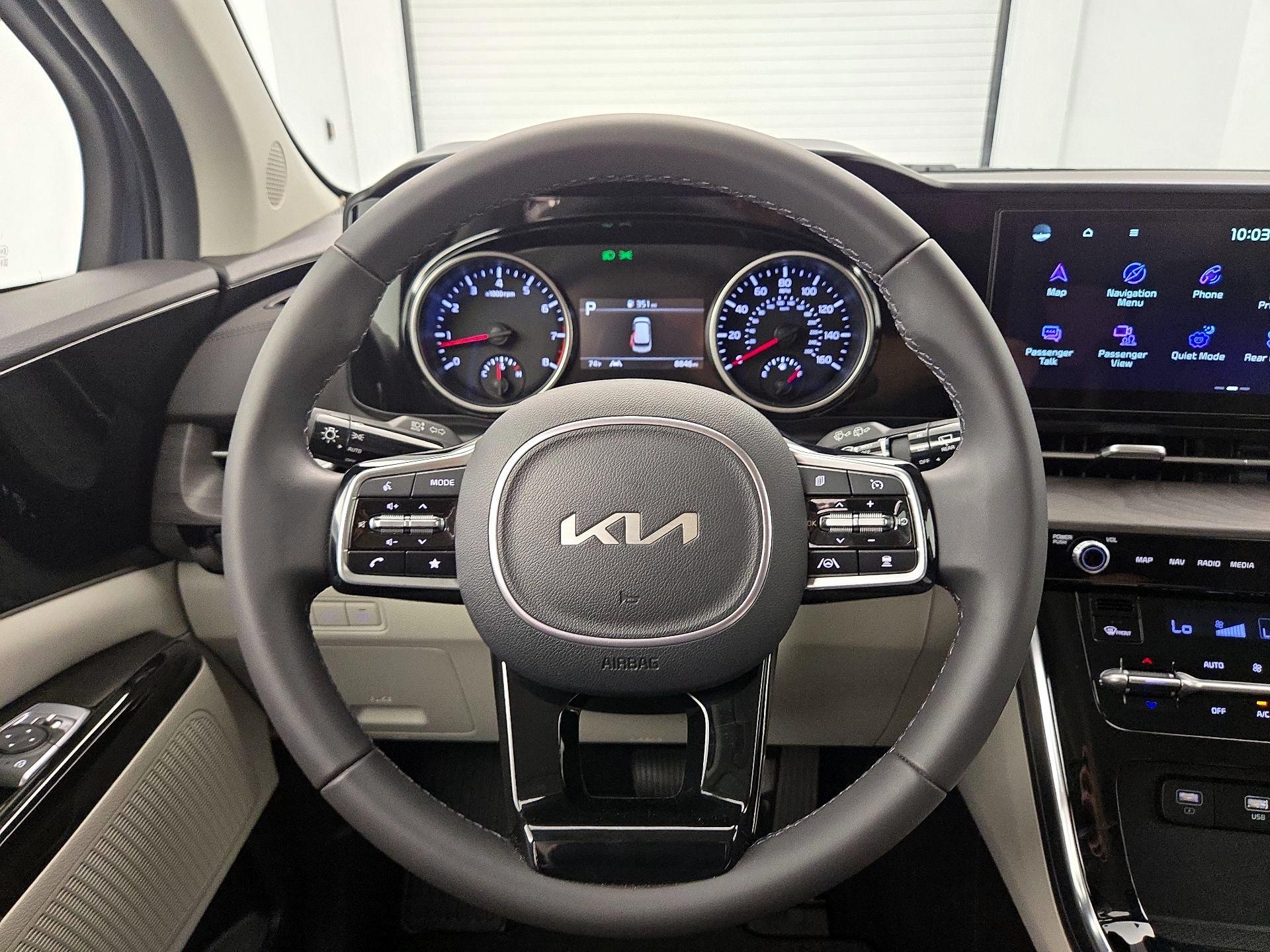 Thumbnail: 2024 Kia Carnival - 10