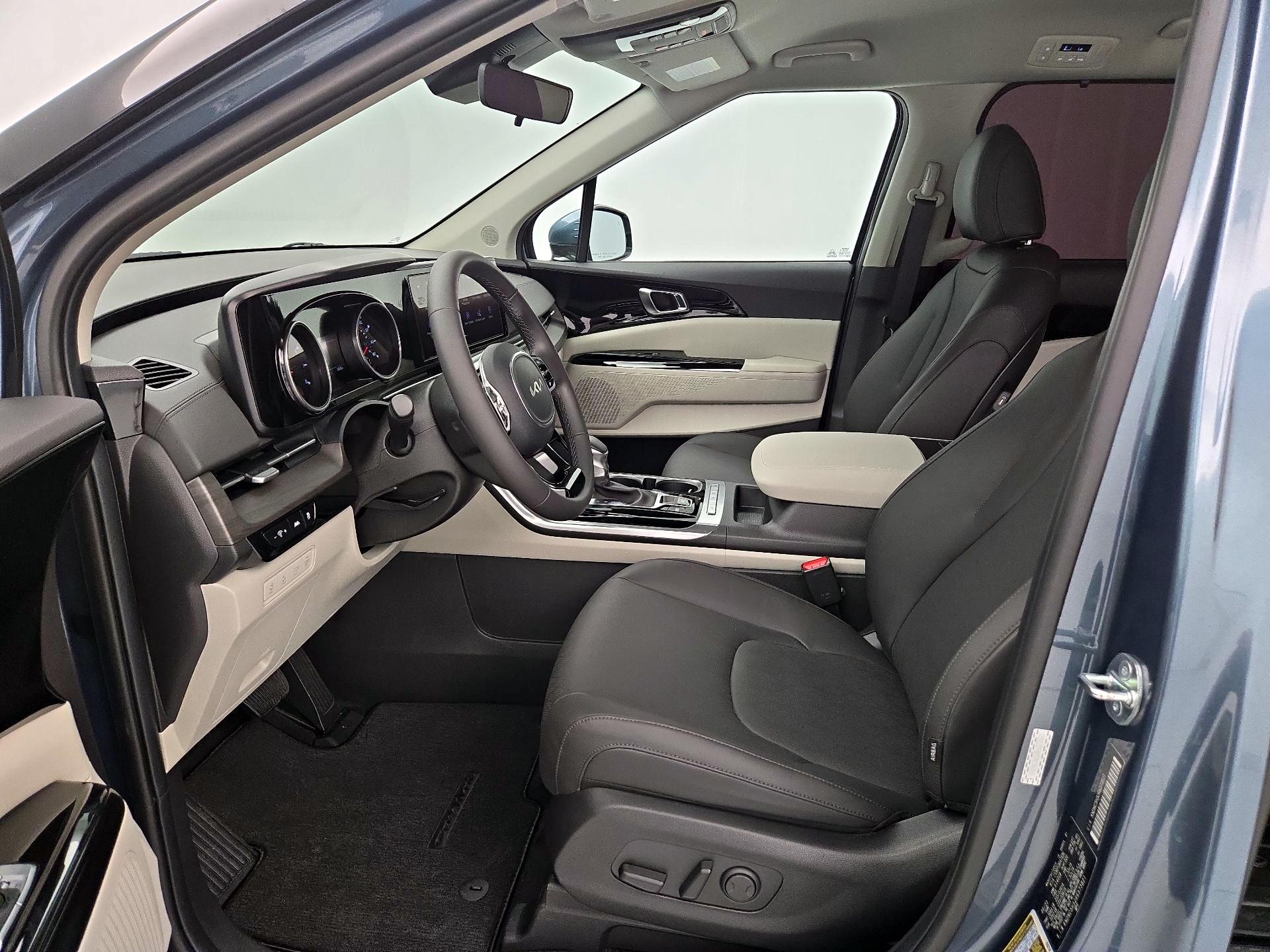 Thumbnail: 2024 Kia Carnival - 11