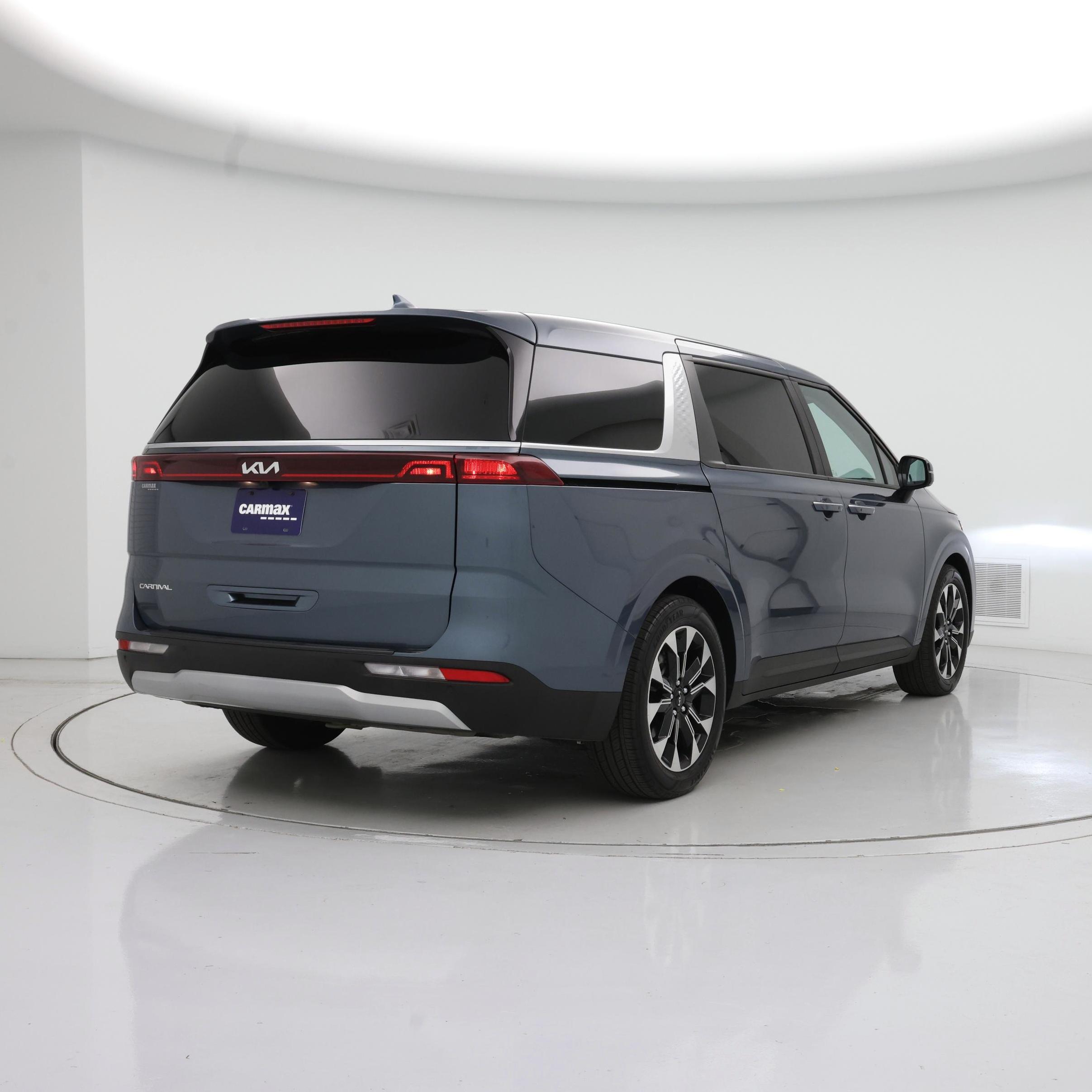 Thumbnail: 2024 Kia Carnival - 8