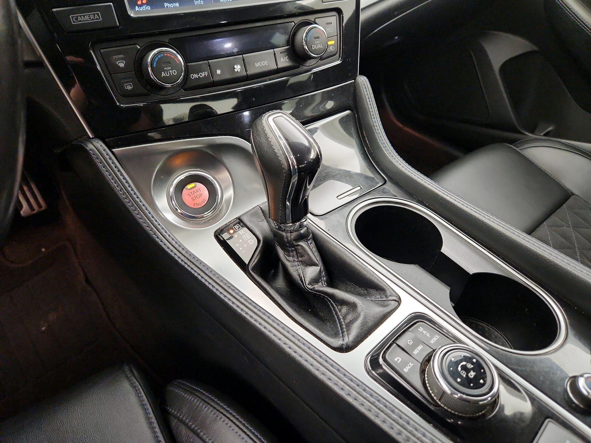 Thumbnail: 2017 Nissan Maxima - 18