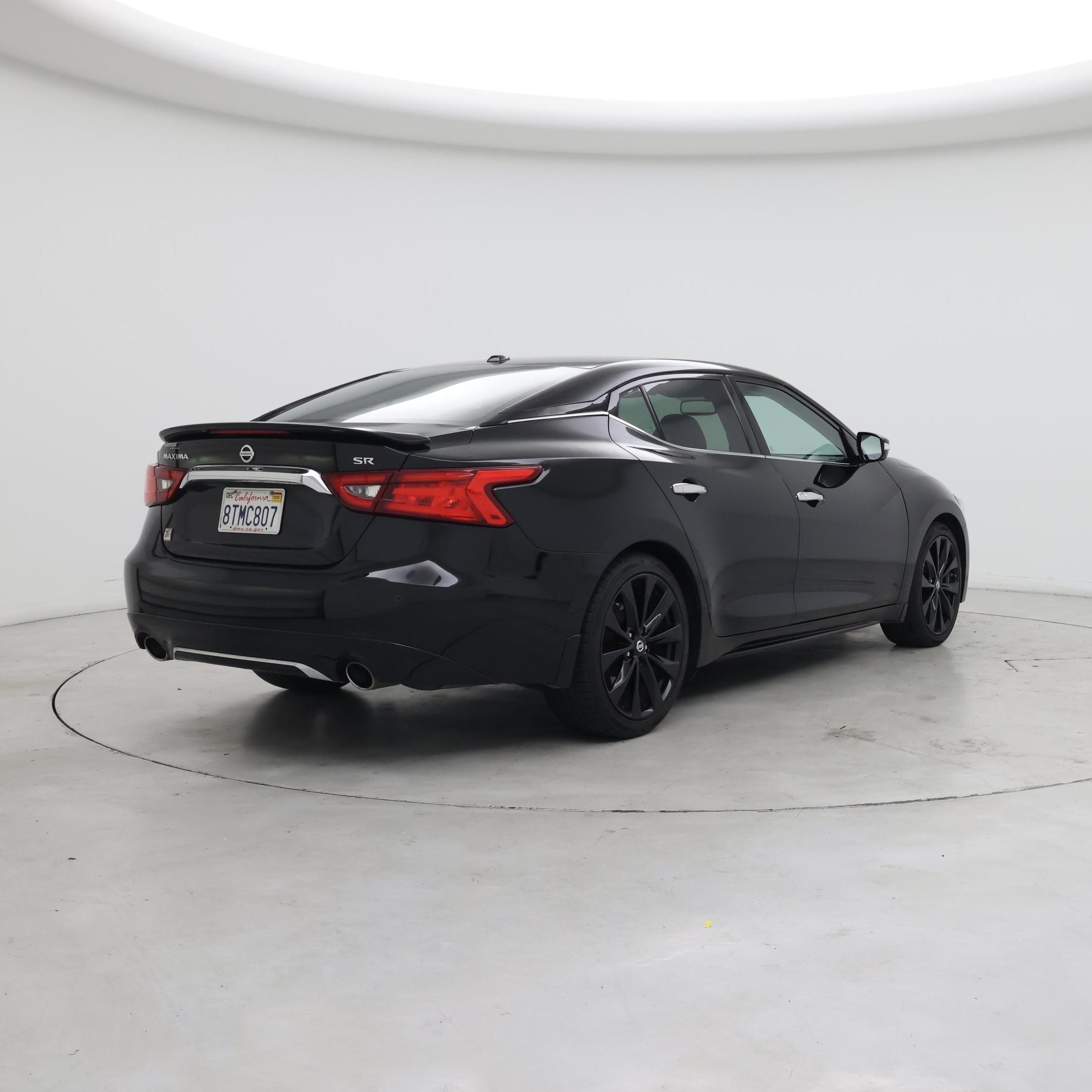 Thumbnail: 2017 Nissan Maxima - 8
