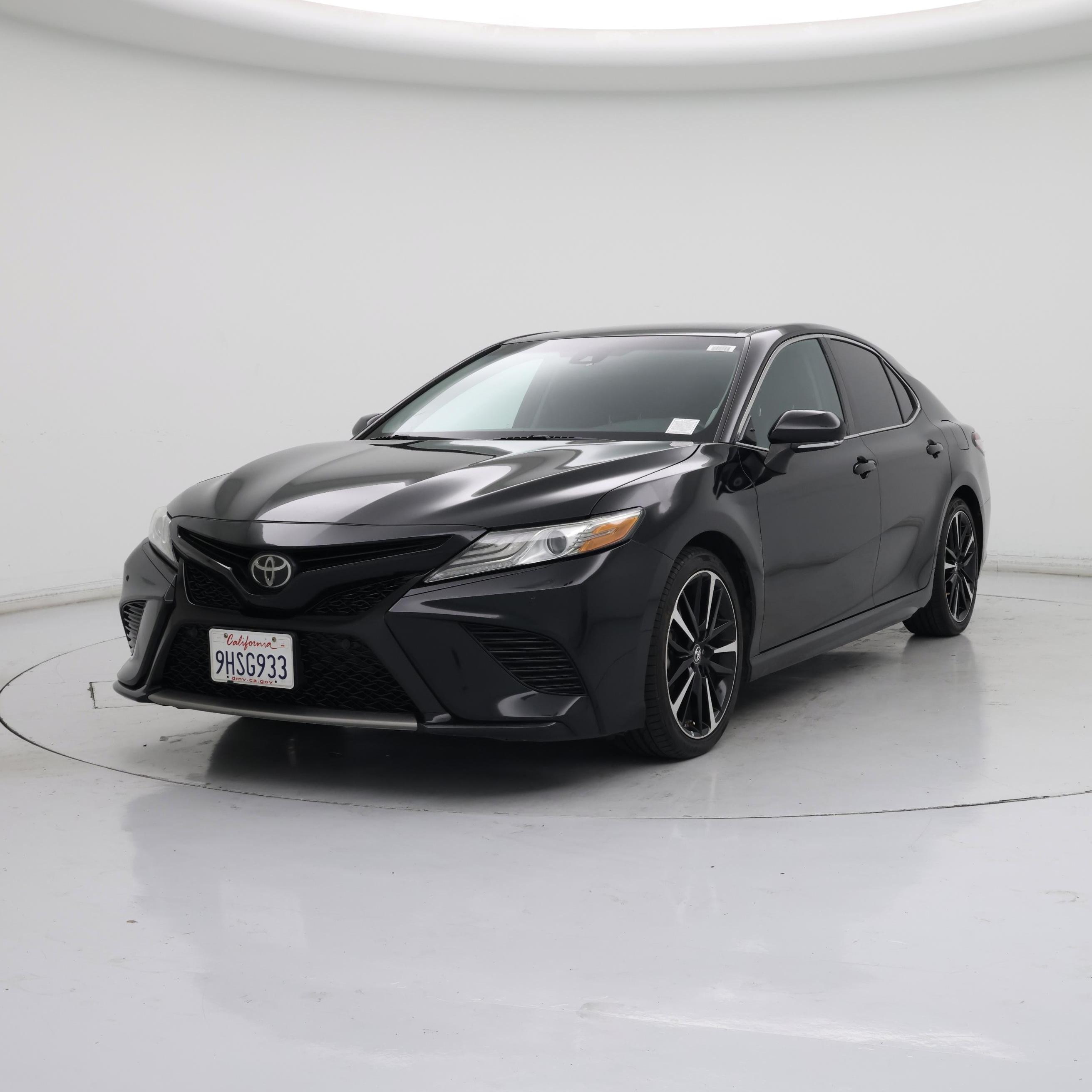Thumbnail: 2018 Toyota Camry - 4