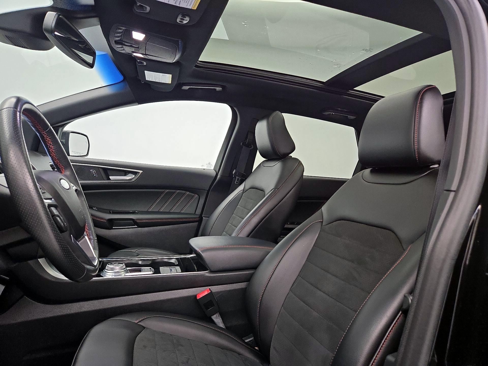 Thumbnail: 2020 Ford Edge - 20