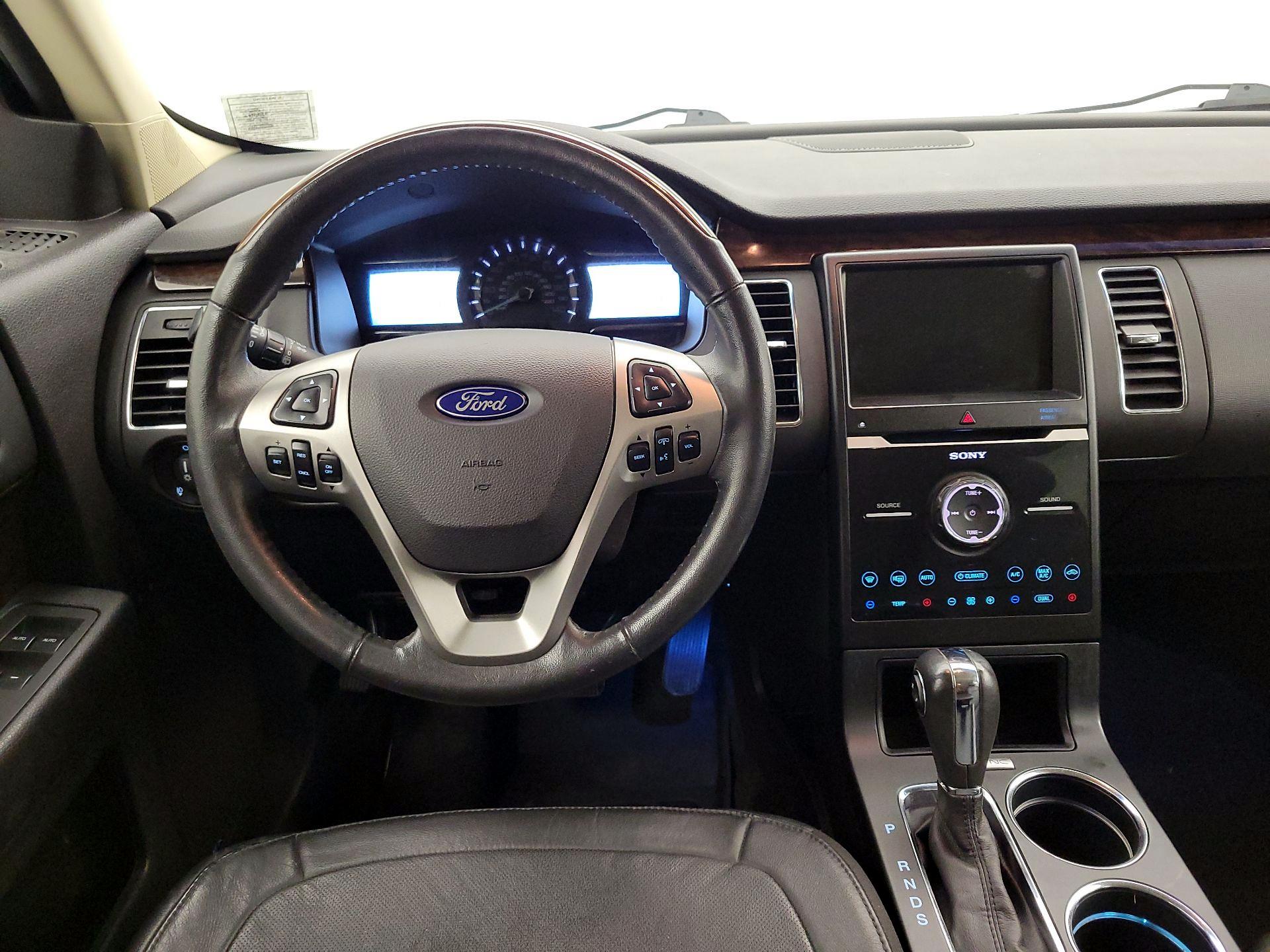 Thumbnail: 2015 Ford Flex - 10