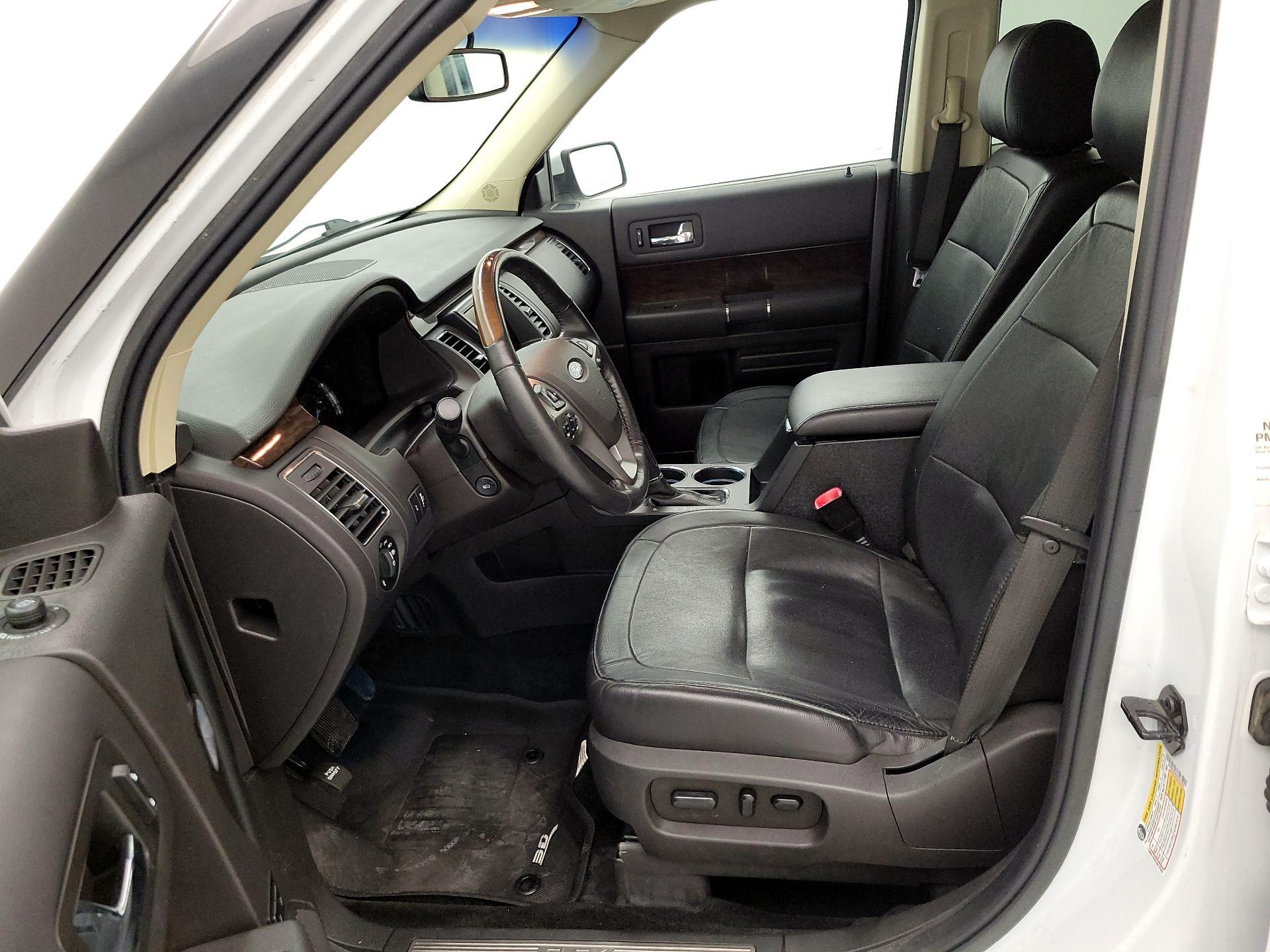 Thumbnail: 2015 Ford Flex - 11