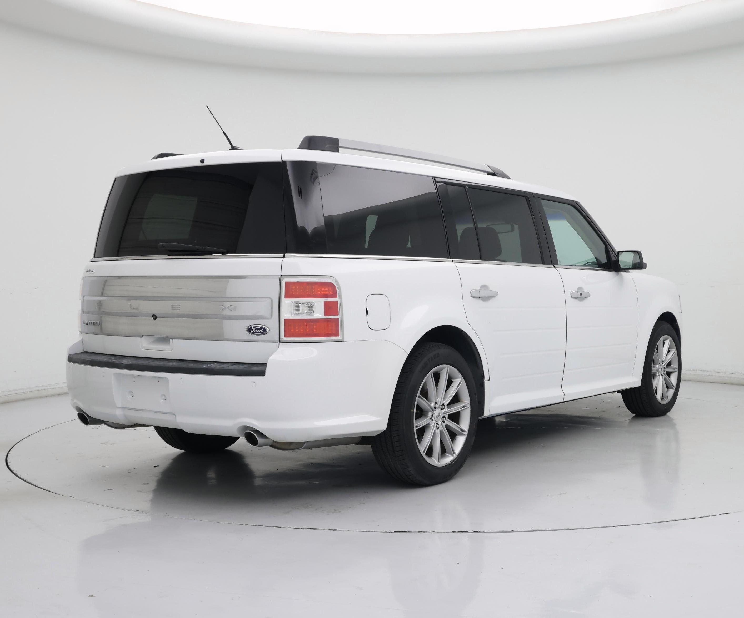 Thumbnail: 2015 Ford Flex - 8