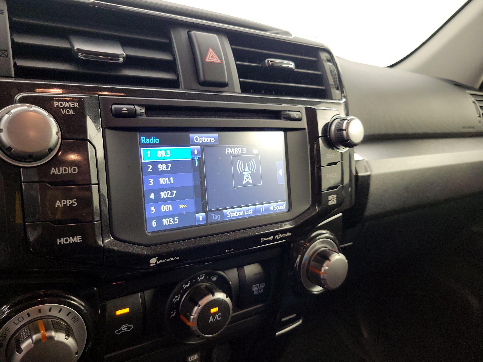 Thumbnail: 2018 Toyota 4Runner - 15
