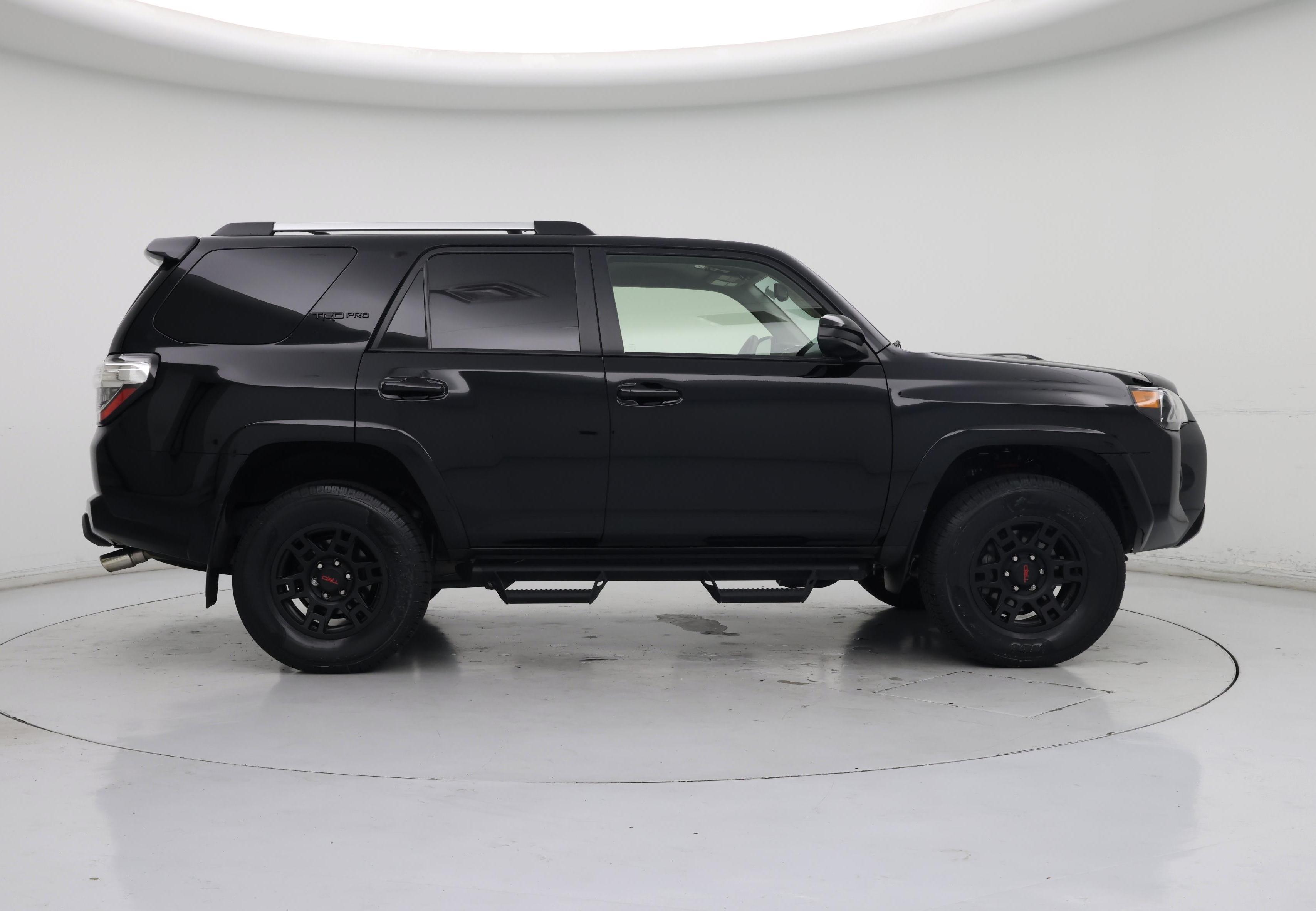Thumbnail: 2018 Toyota 4Runner - 7