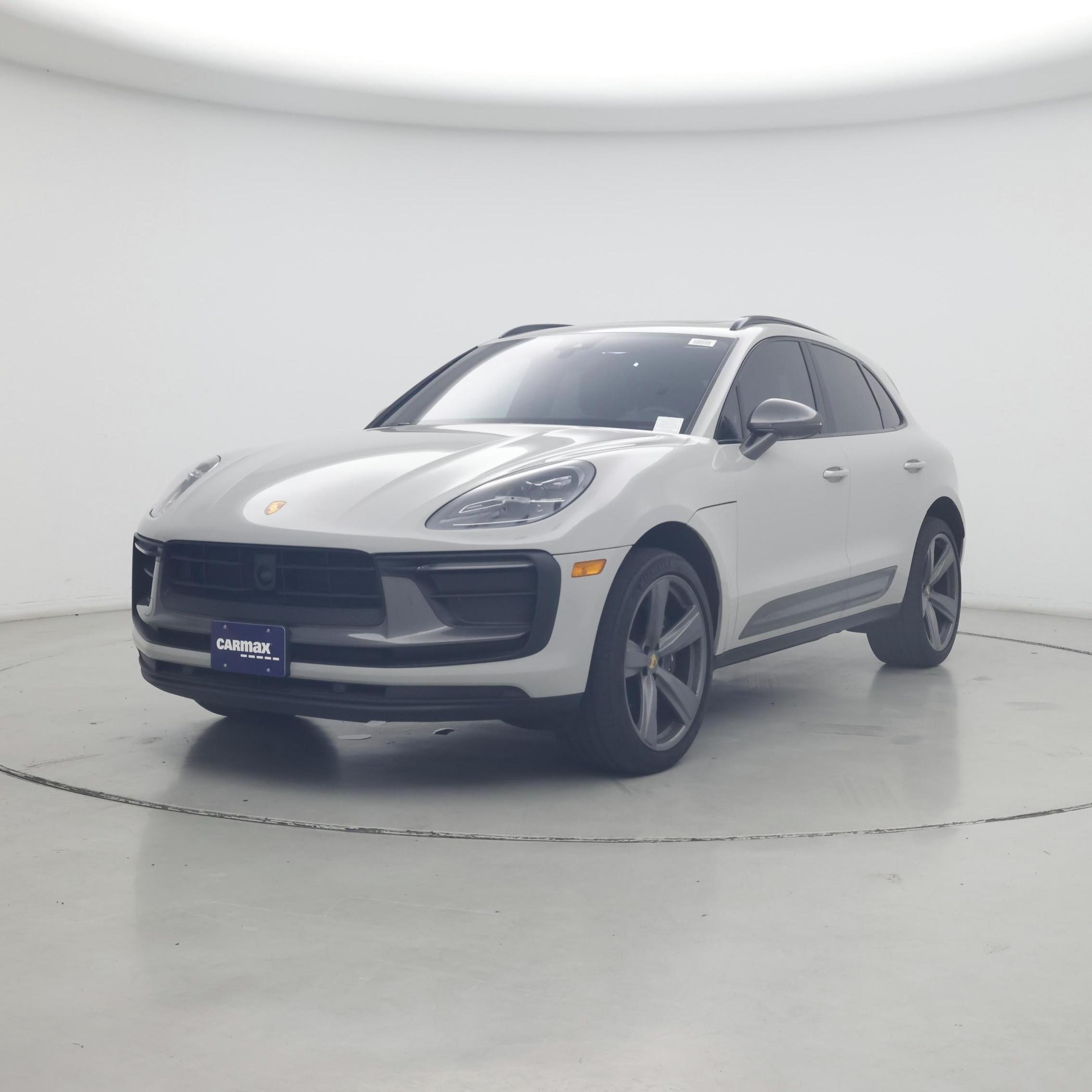 Thumbnail: 2023 Porsche Macan - 4