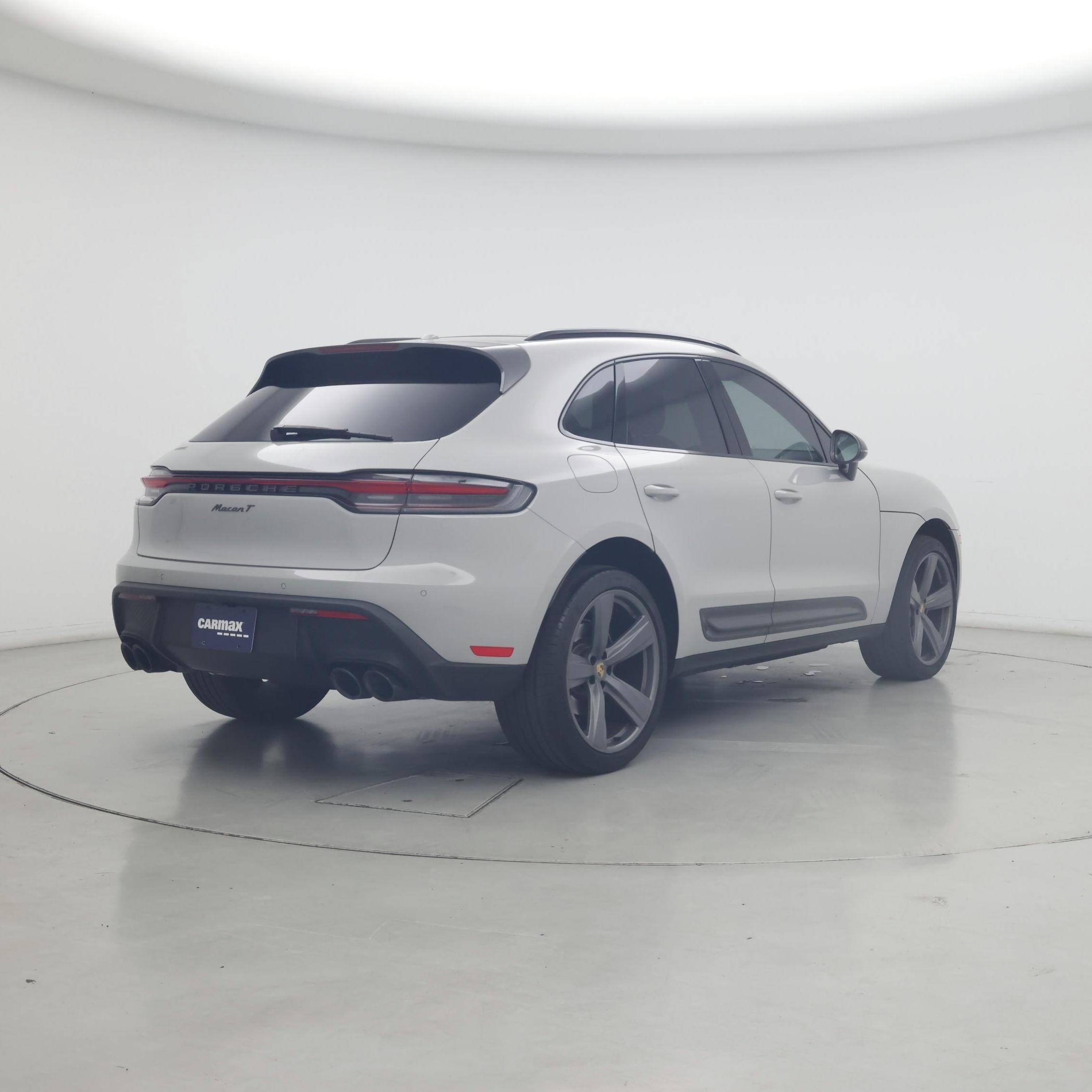 Thumbnail: 2023 Porsche Macan - 8