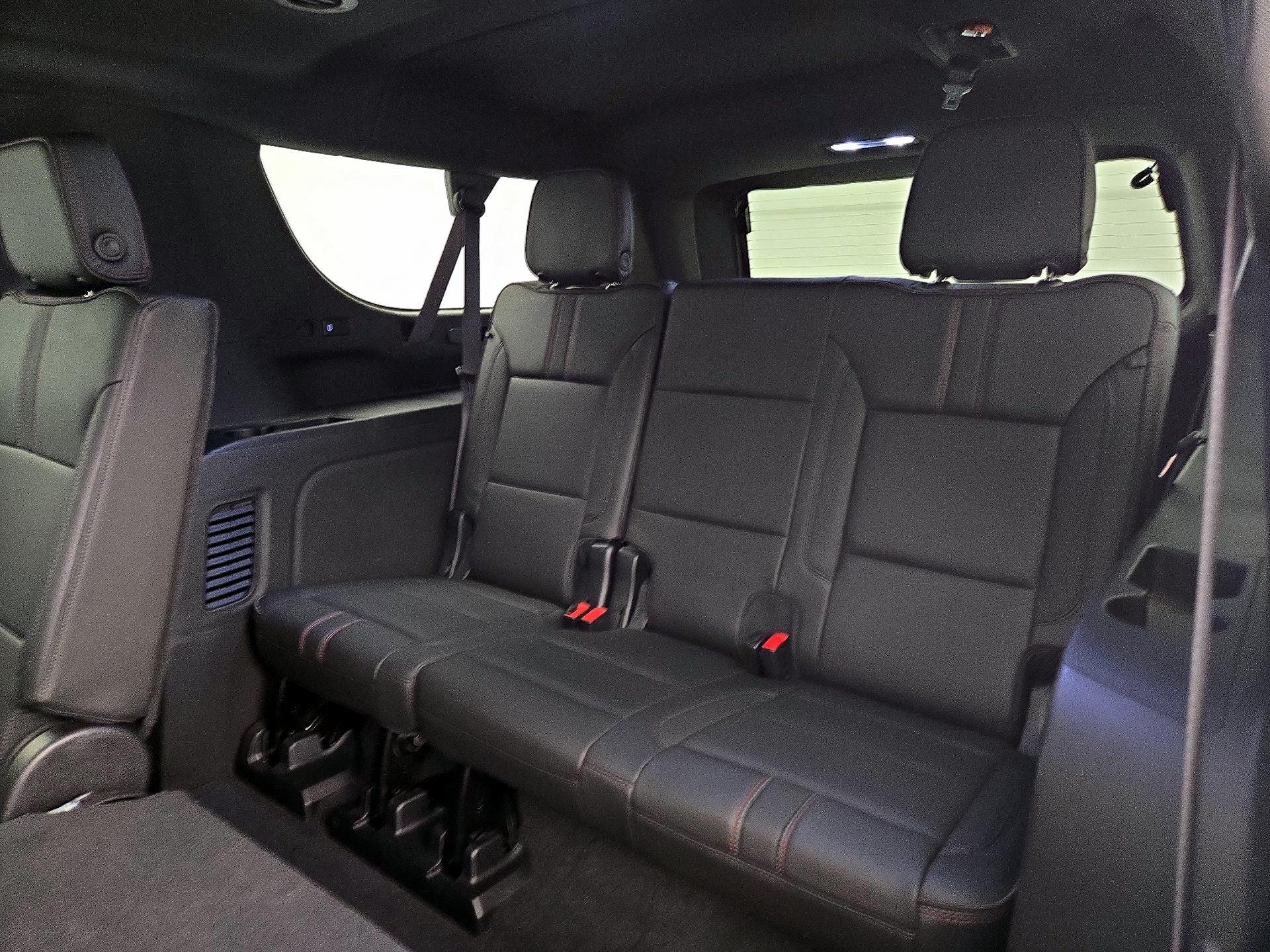 Thumbnail: 2021 Chevrolet Suburban - 20