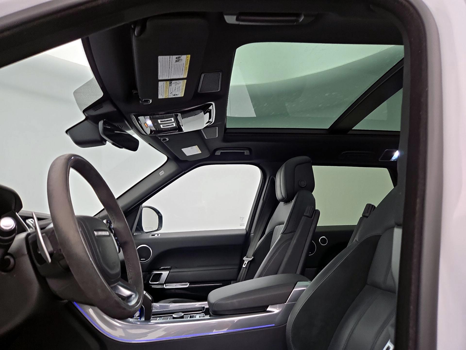 Thumbnail: 2022 Land Rover Range Rover Sport - 20