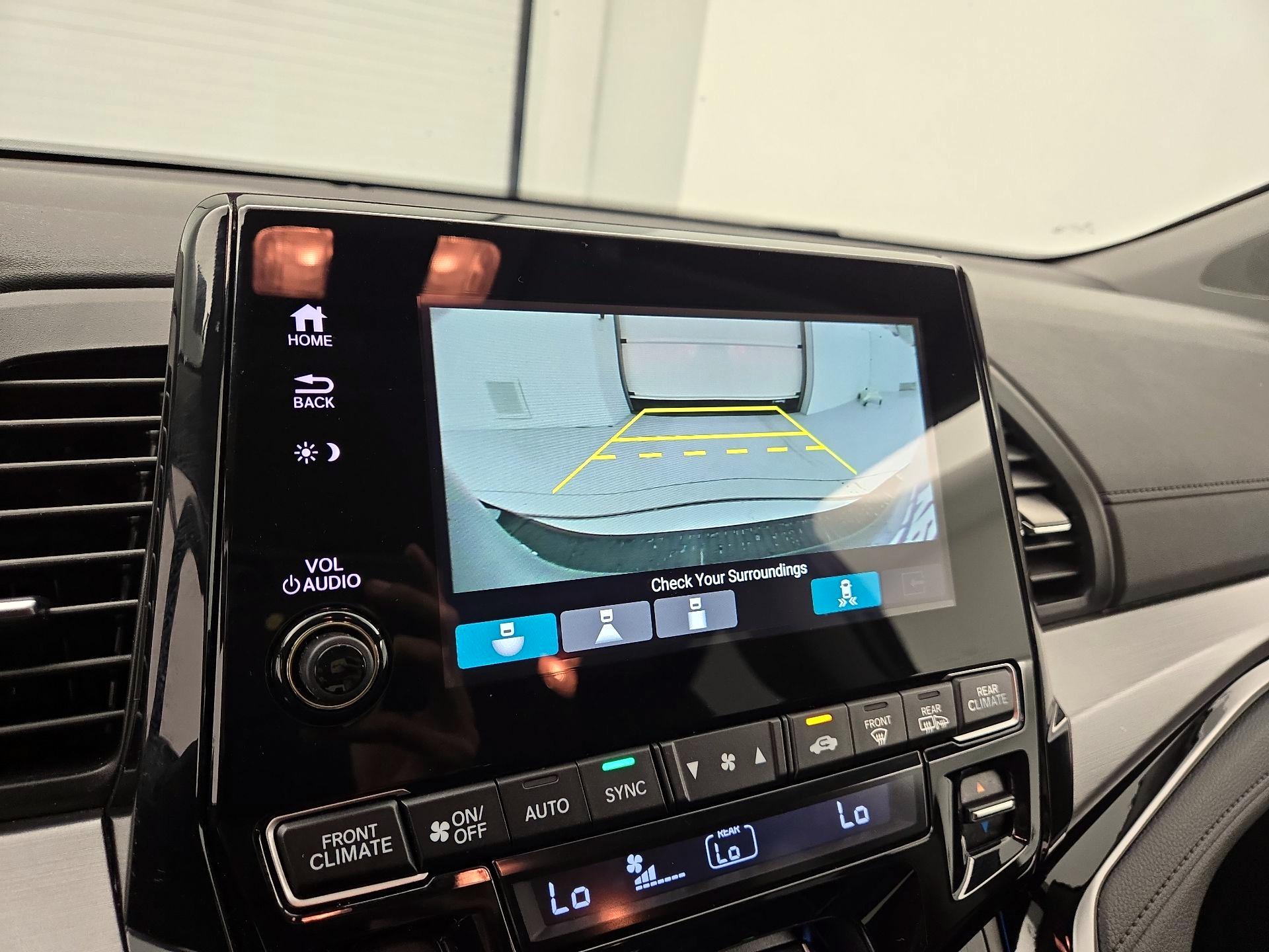 Thumbnail: 2023 Honda Odyssey - 14