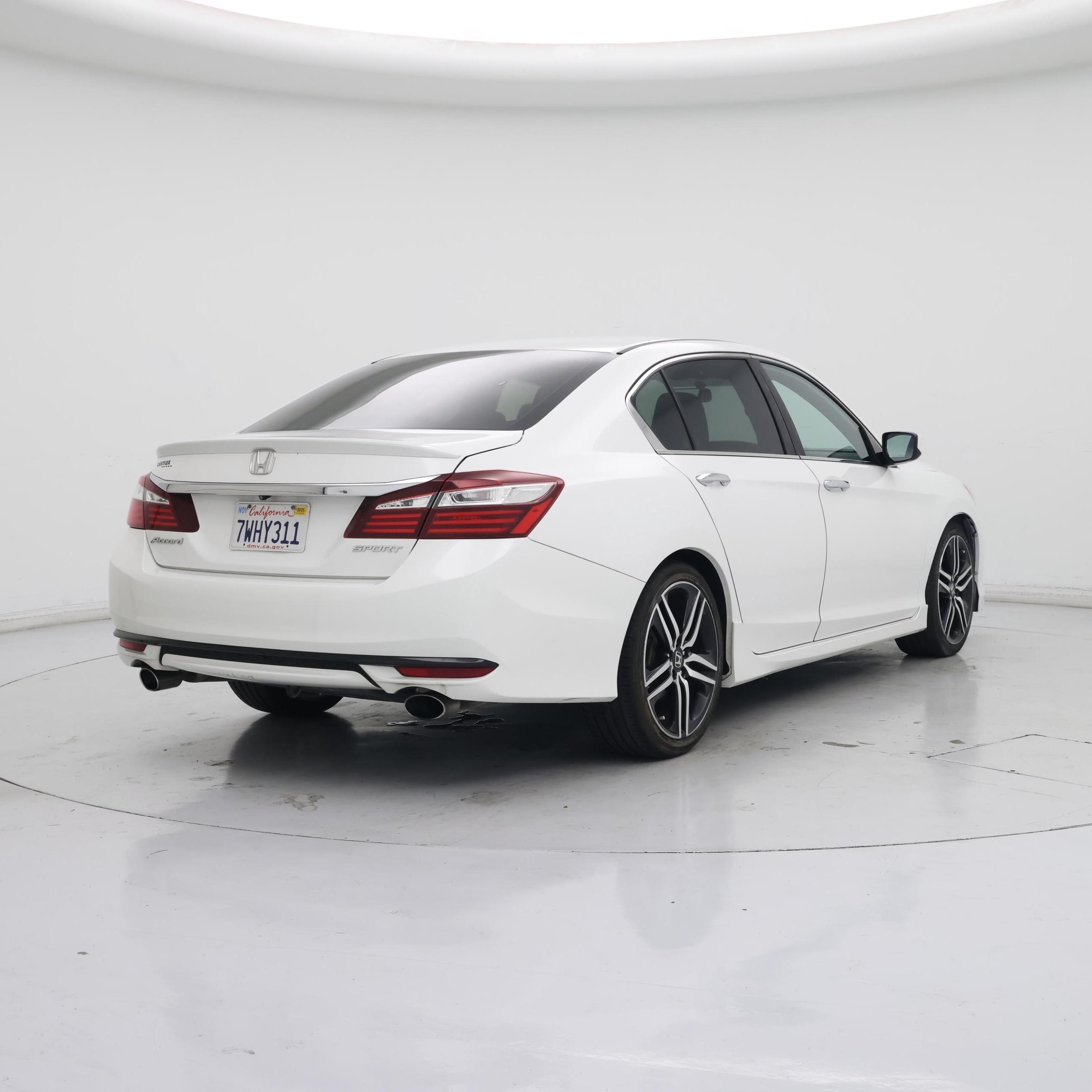 Thumbnail: 2017 Honda Accord - 8