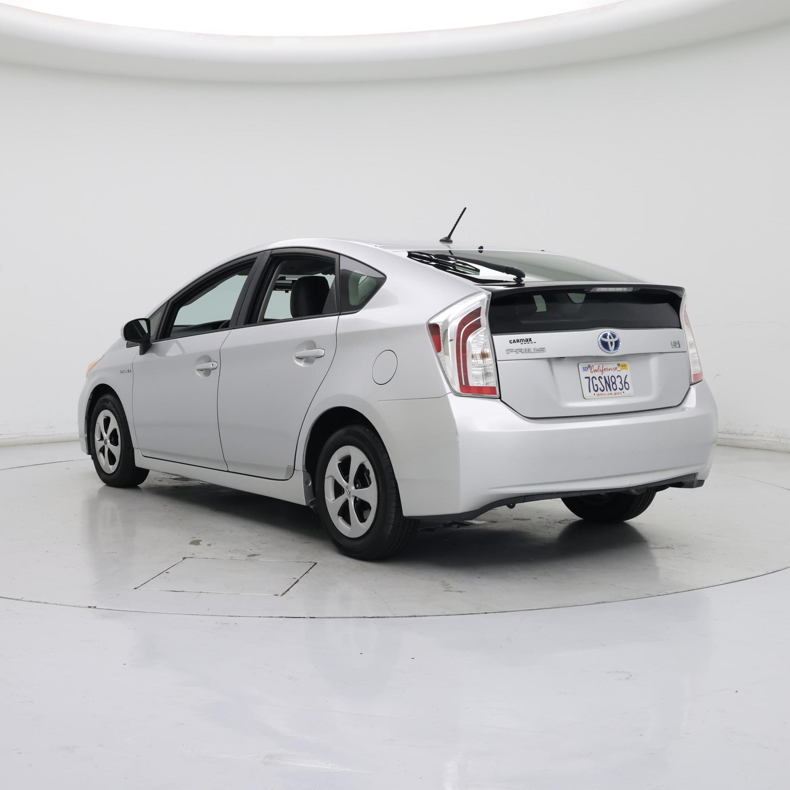 Thumbnail: 2014 Toyota Prius - 2