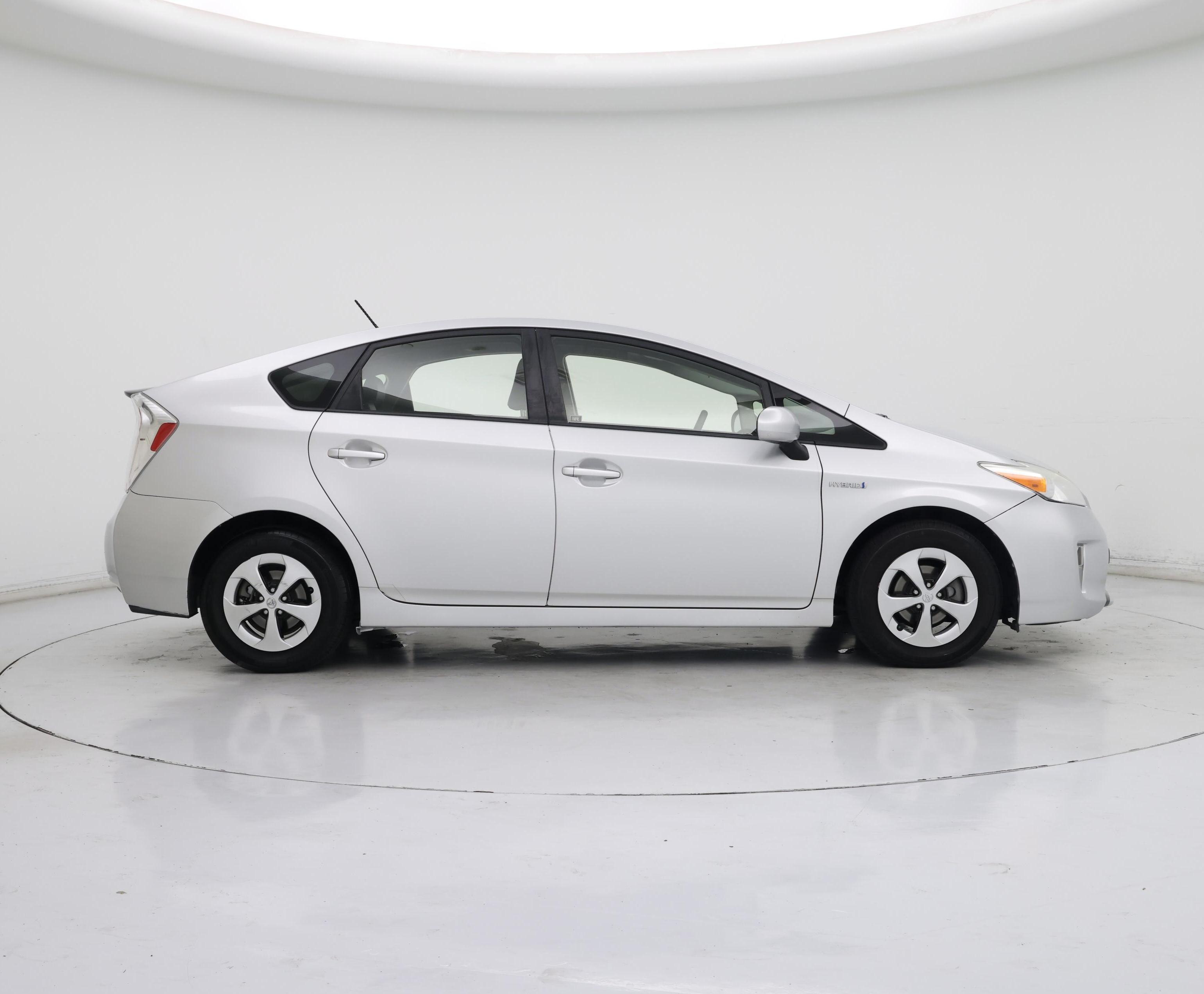 Thumbnail: 2014 Toyota Prius - 7