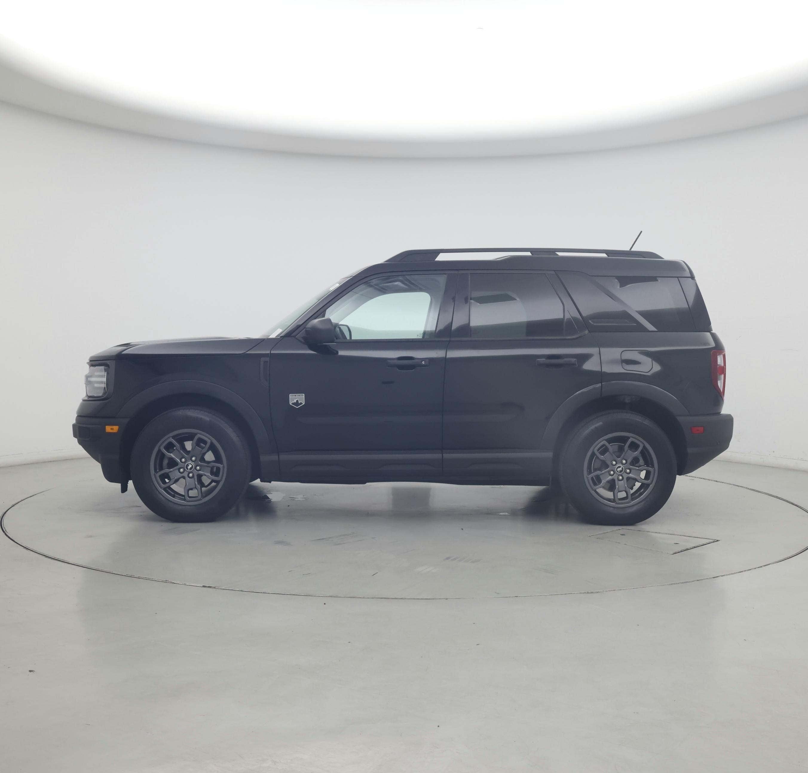 Thumbnail: 2022 Ford Bronco Sport - 3