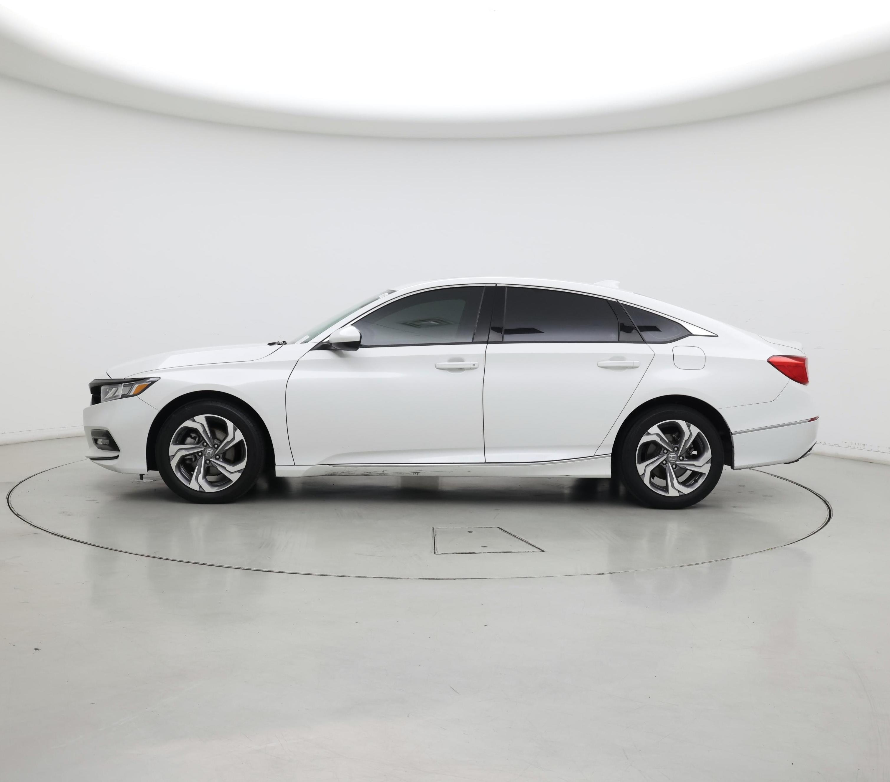 Thumbnail: 2020 Honda Accord - 3