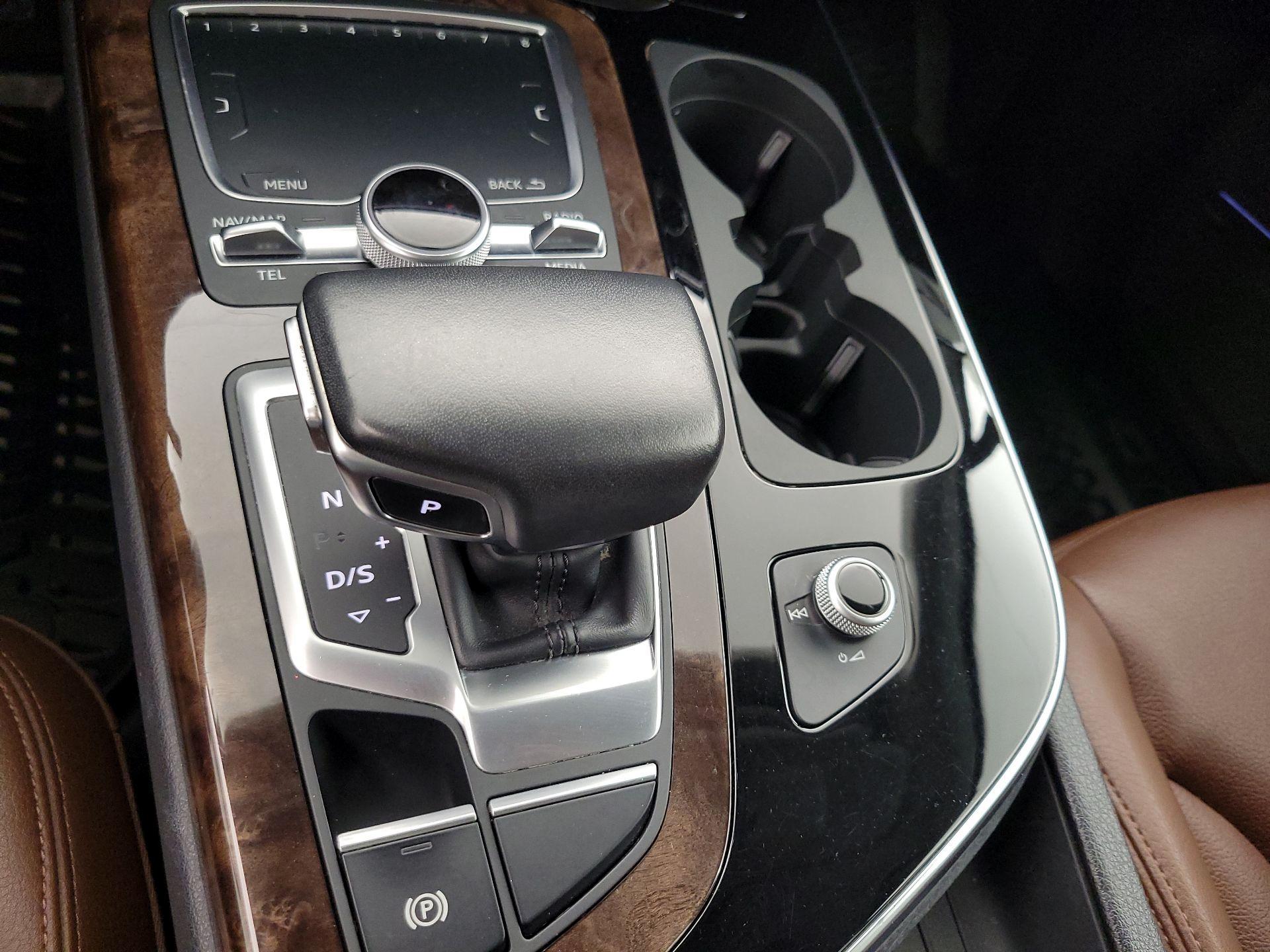 Thumbnail: 2018 Audi Q7 - 18