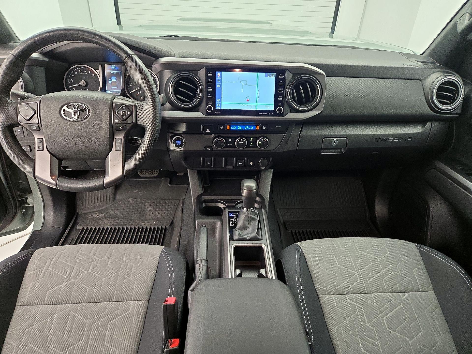 Thumbnail: 2022 Toyota Tacoma - 9