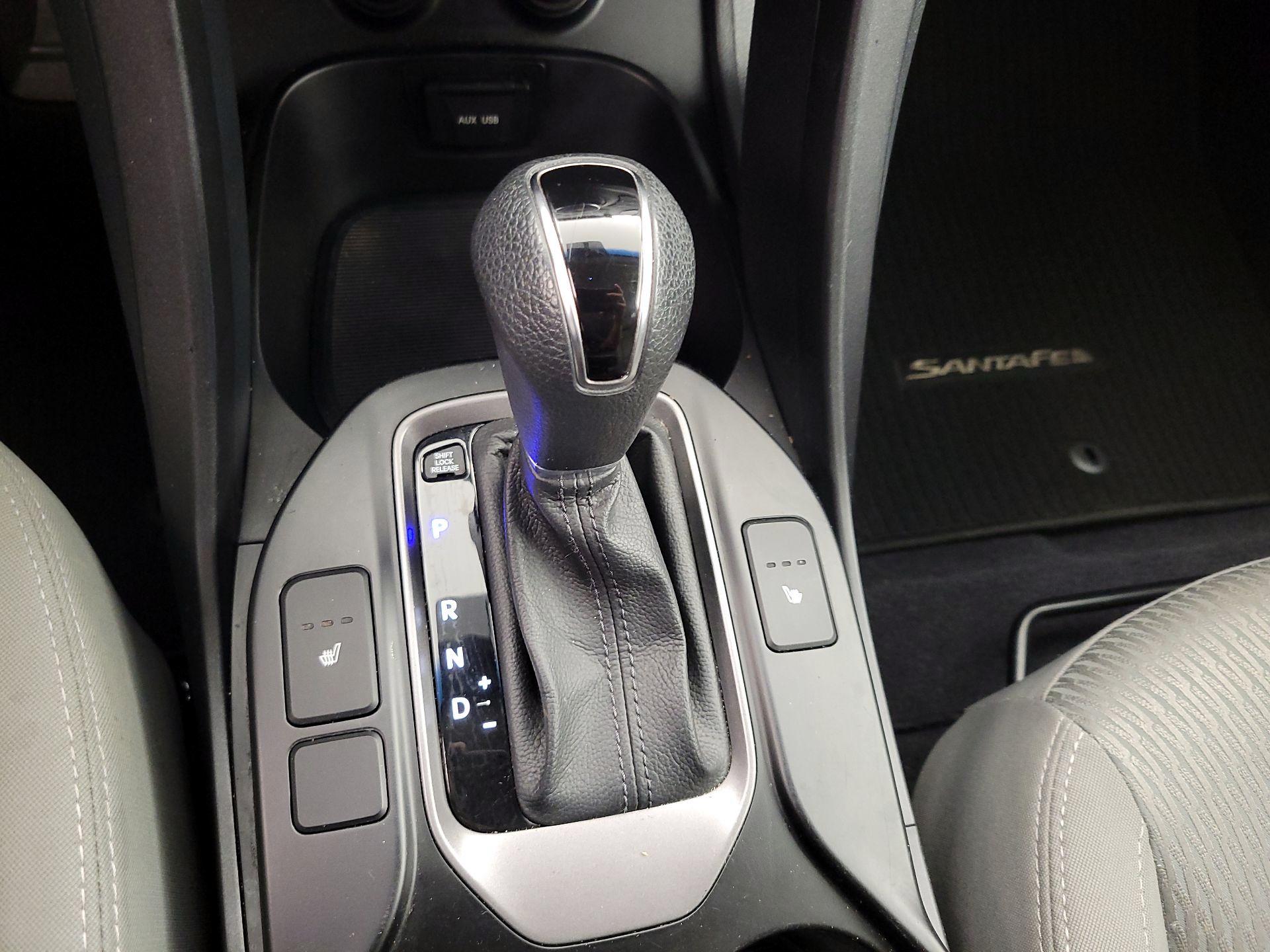 Thumbnail: 2016 Hyundai Santa Fe - 17